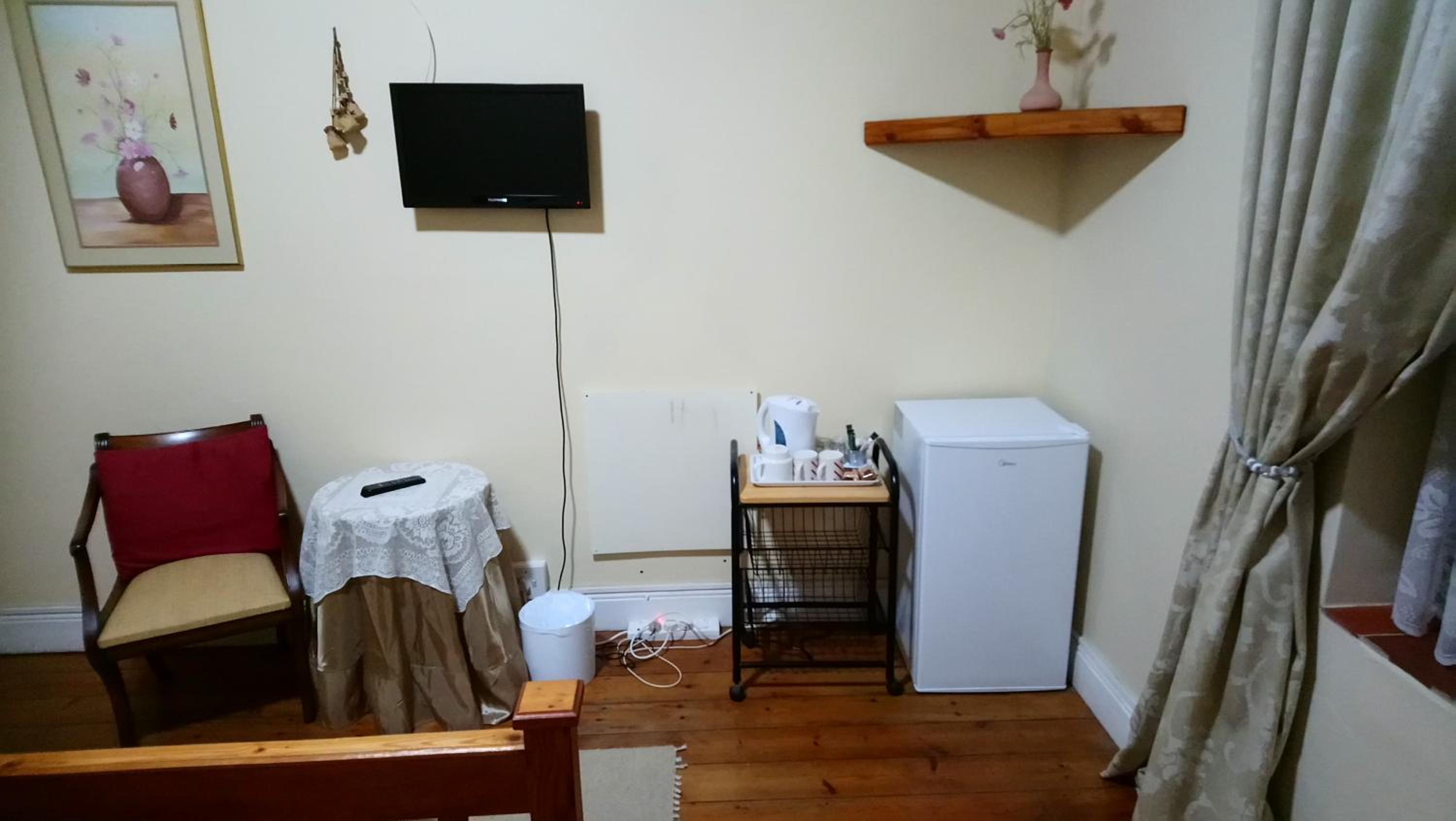 Double Room with Private Bathroom photo 1