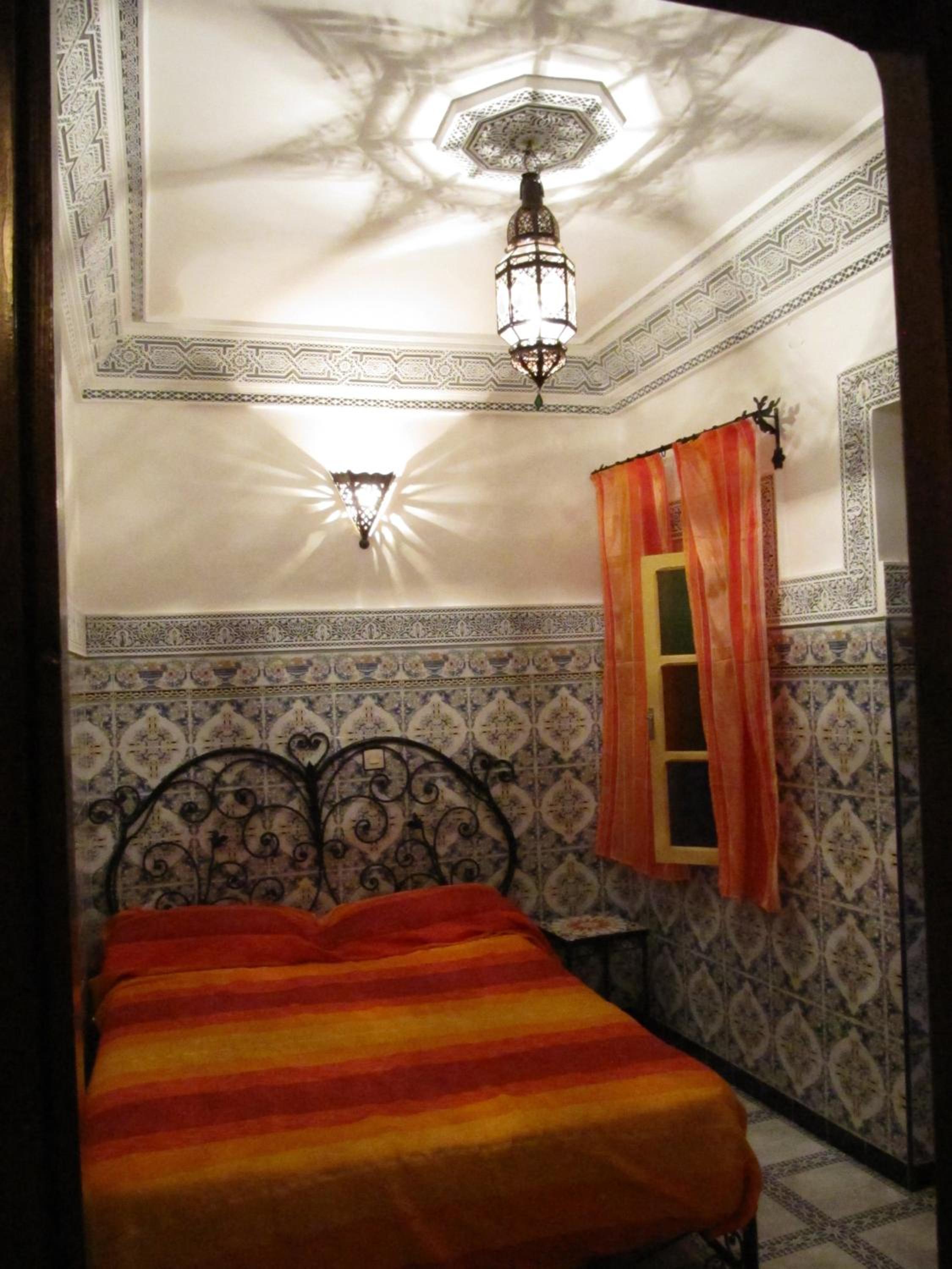 Double Room with Private Bathroom - Photo 7