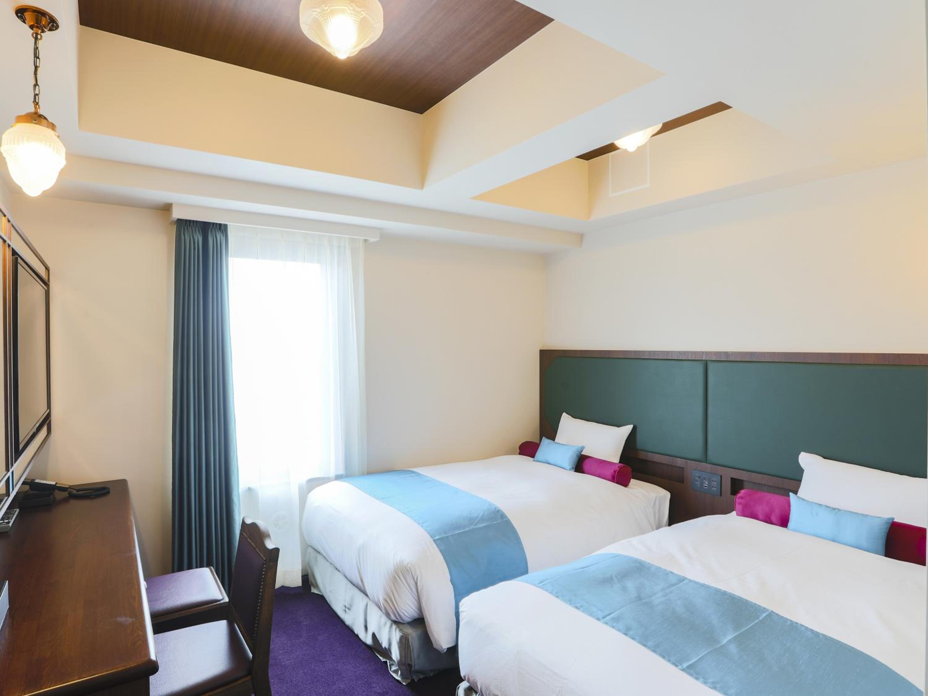 Premier Twin Room - Non-Smoking photo 1