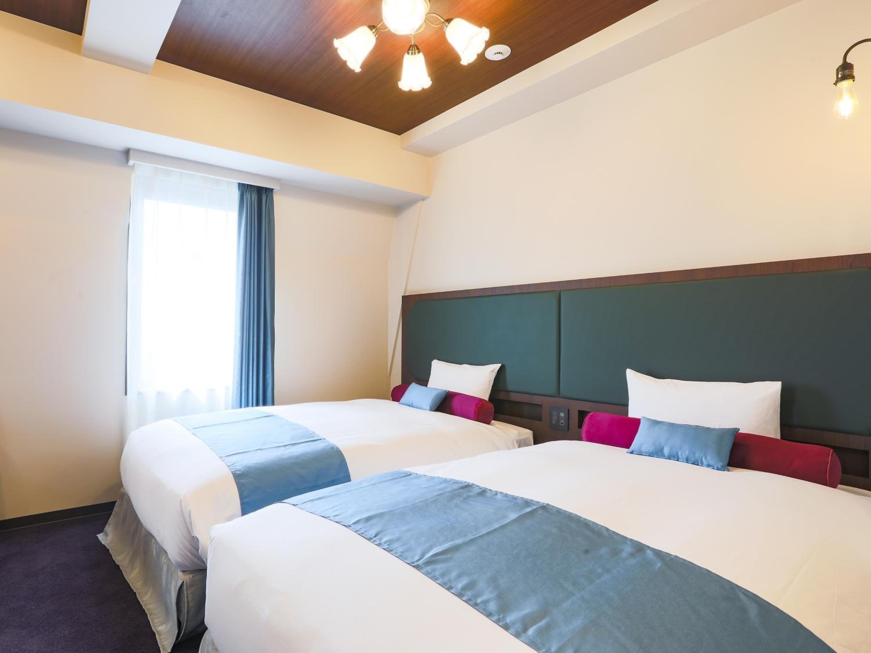 Deluxe Twin Room - Non-Smoking photo 1