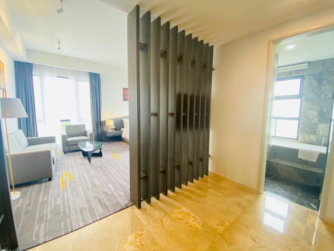 Executive Premier Suite - Photo 5