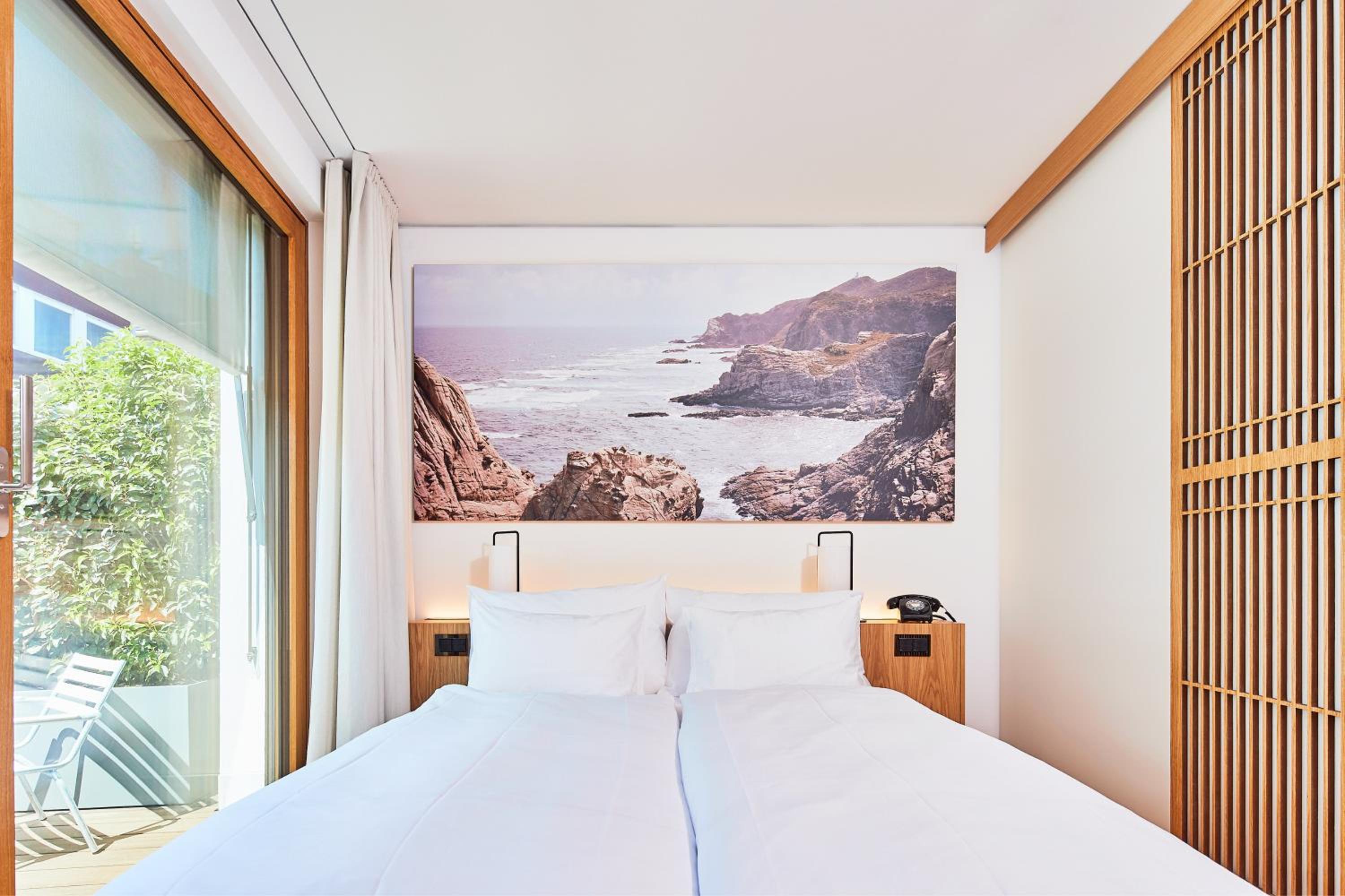 Queen Double Room with Terrace "Small"