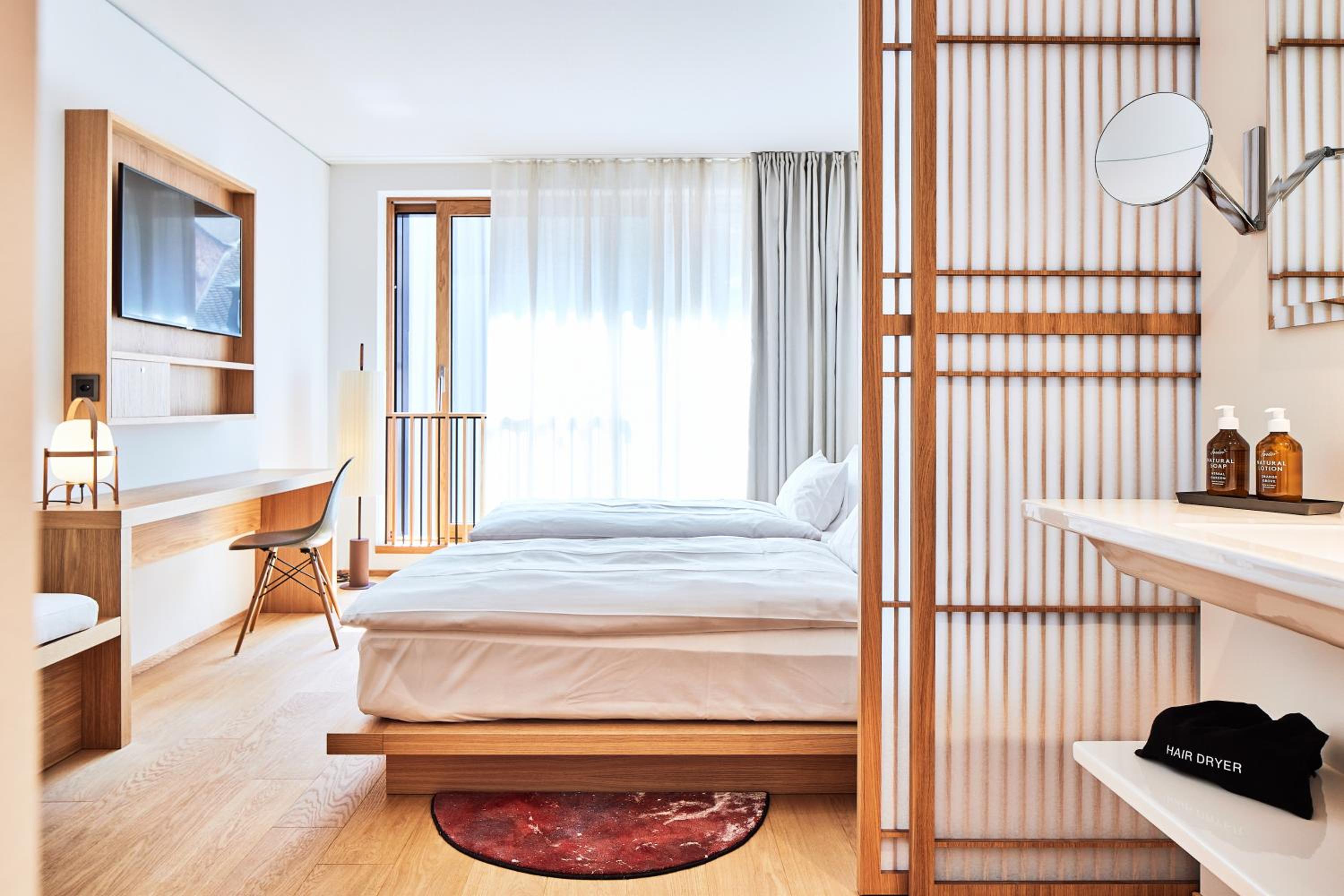 "Medium" Double Room - Photo 2