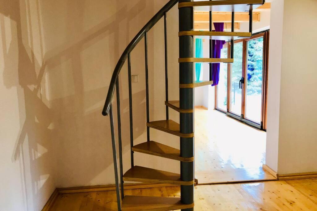 Three-Bedroom House - Photo 11