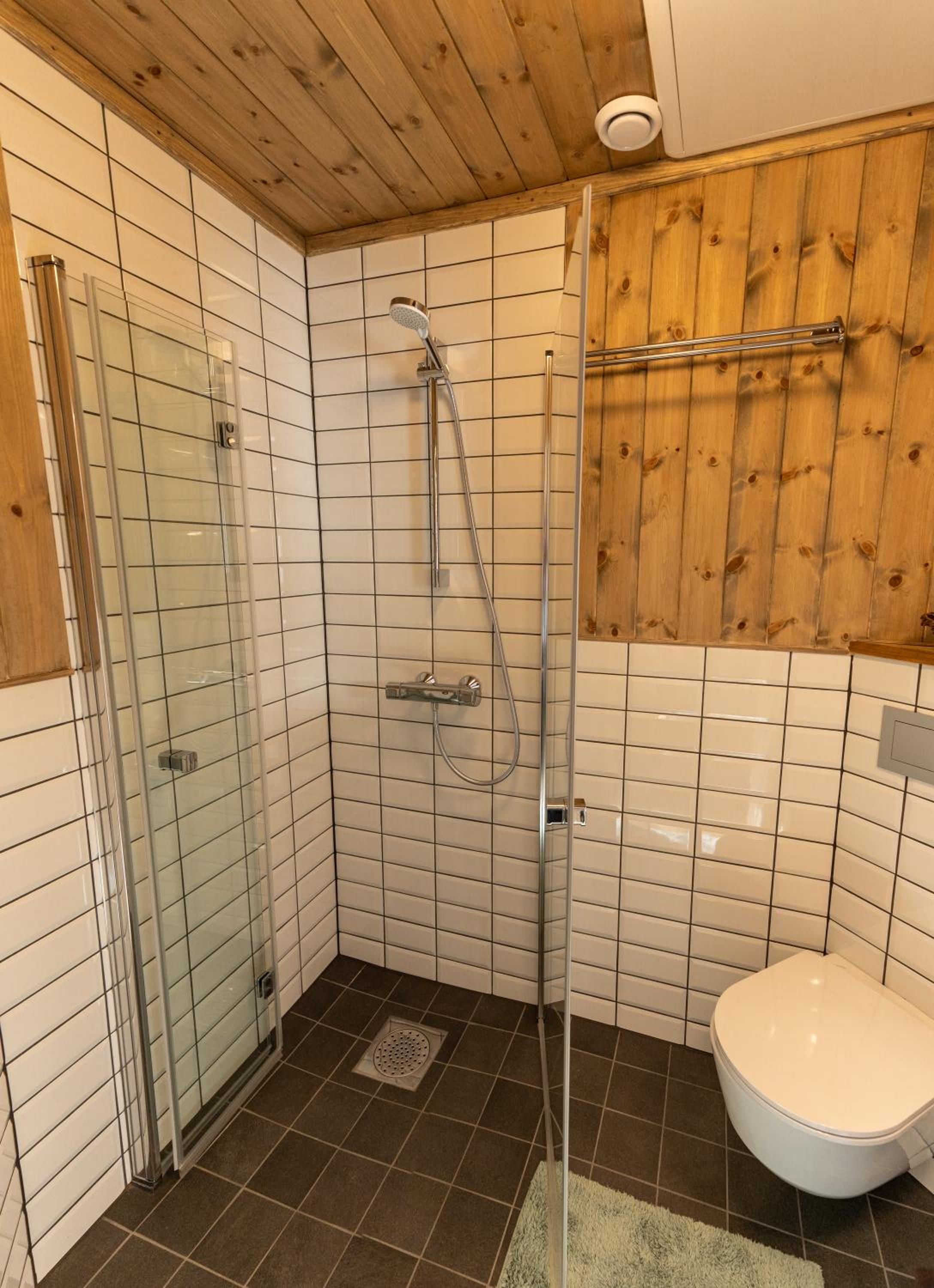 Double Room - Photo 6
