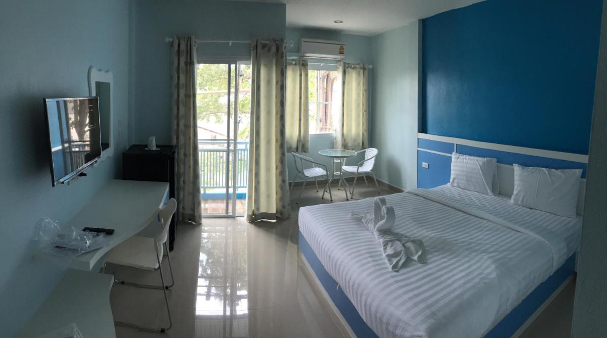 Standard King Room photo 3