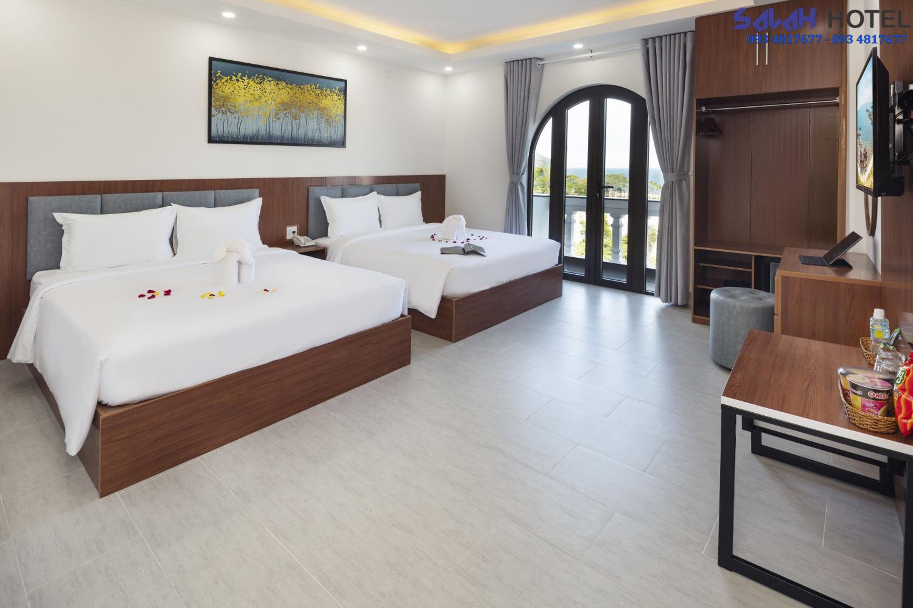 Deluxe Double Room with Balcony