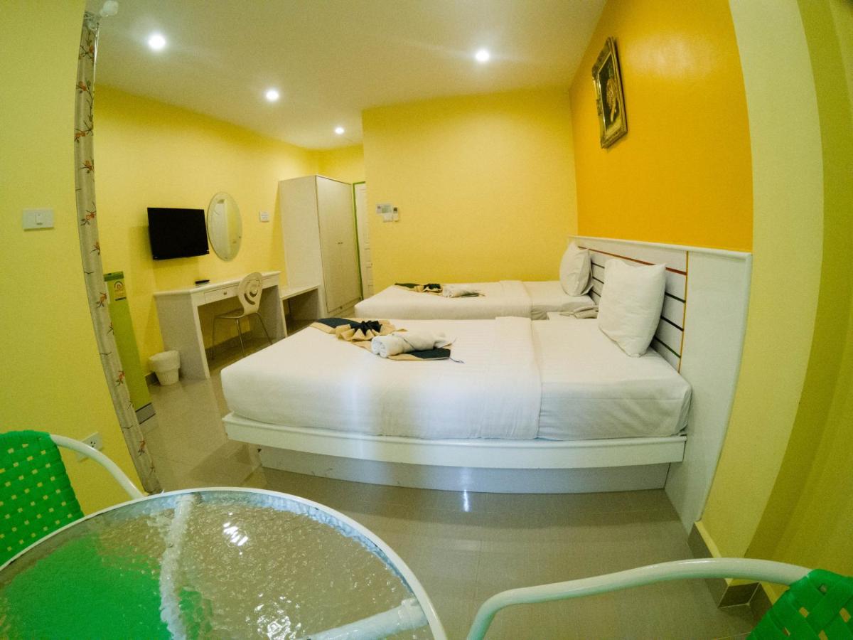 Standard Twin Room photo 2