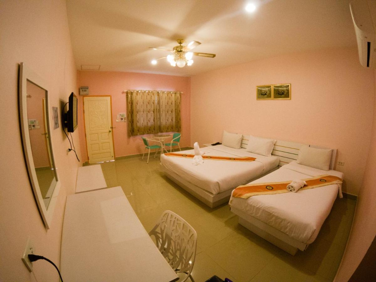 Triple Room photo 2
