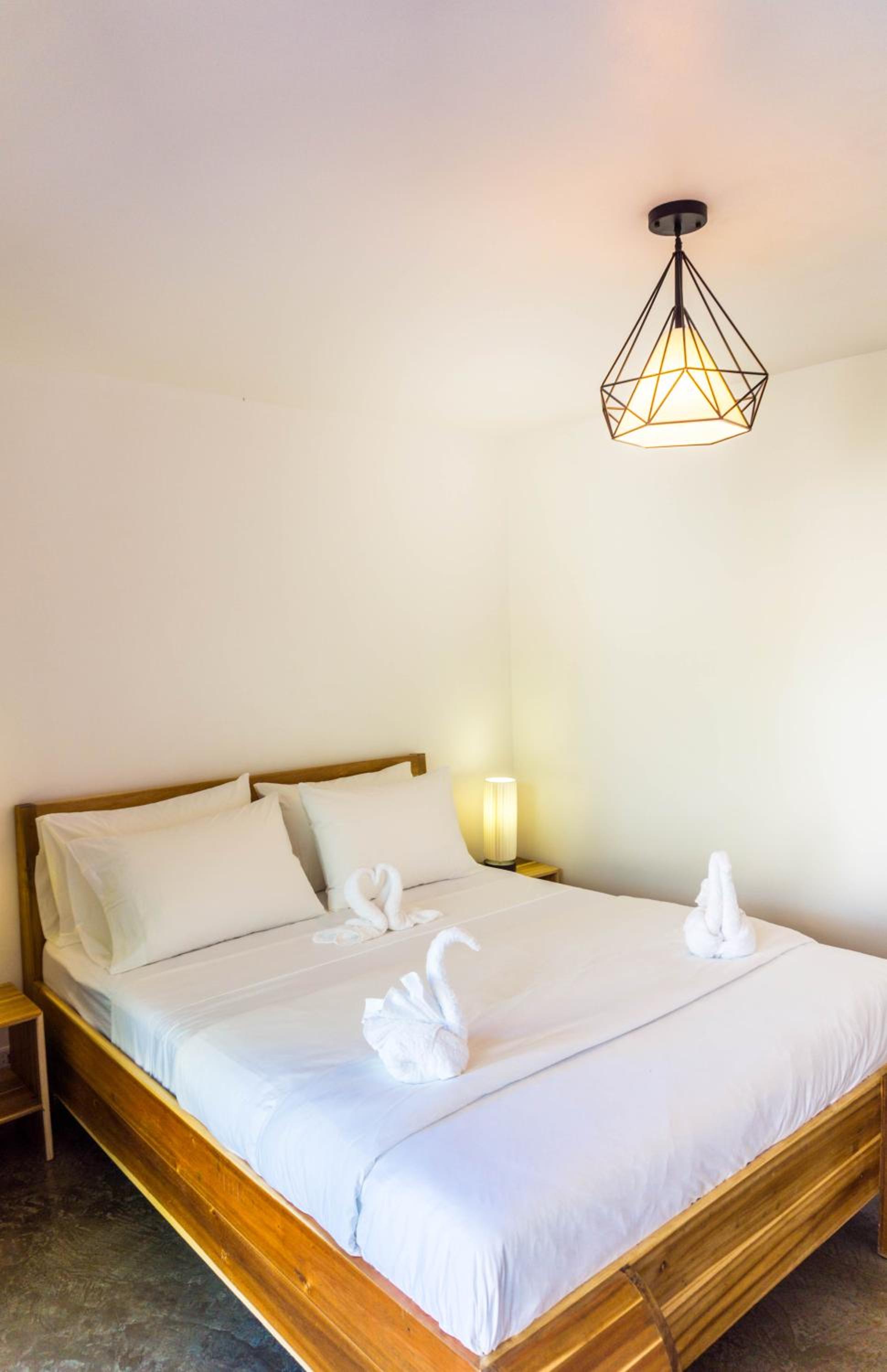 Standard Room with Hall Balcony - Photo 5
