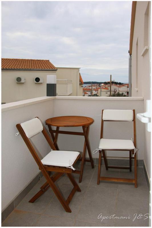 Apartment with Balcony