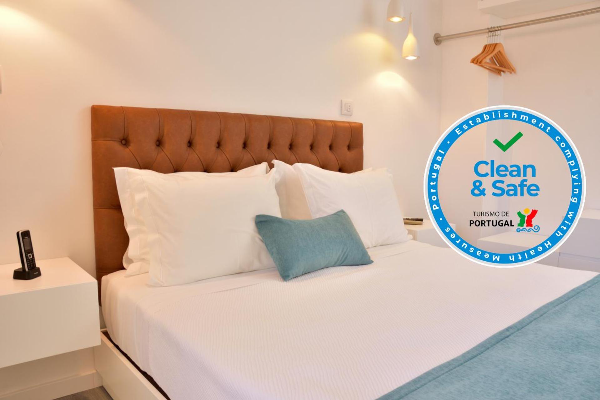 Double Room - Photo 9