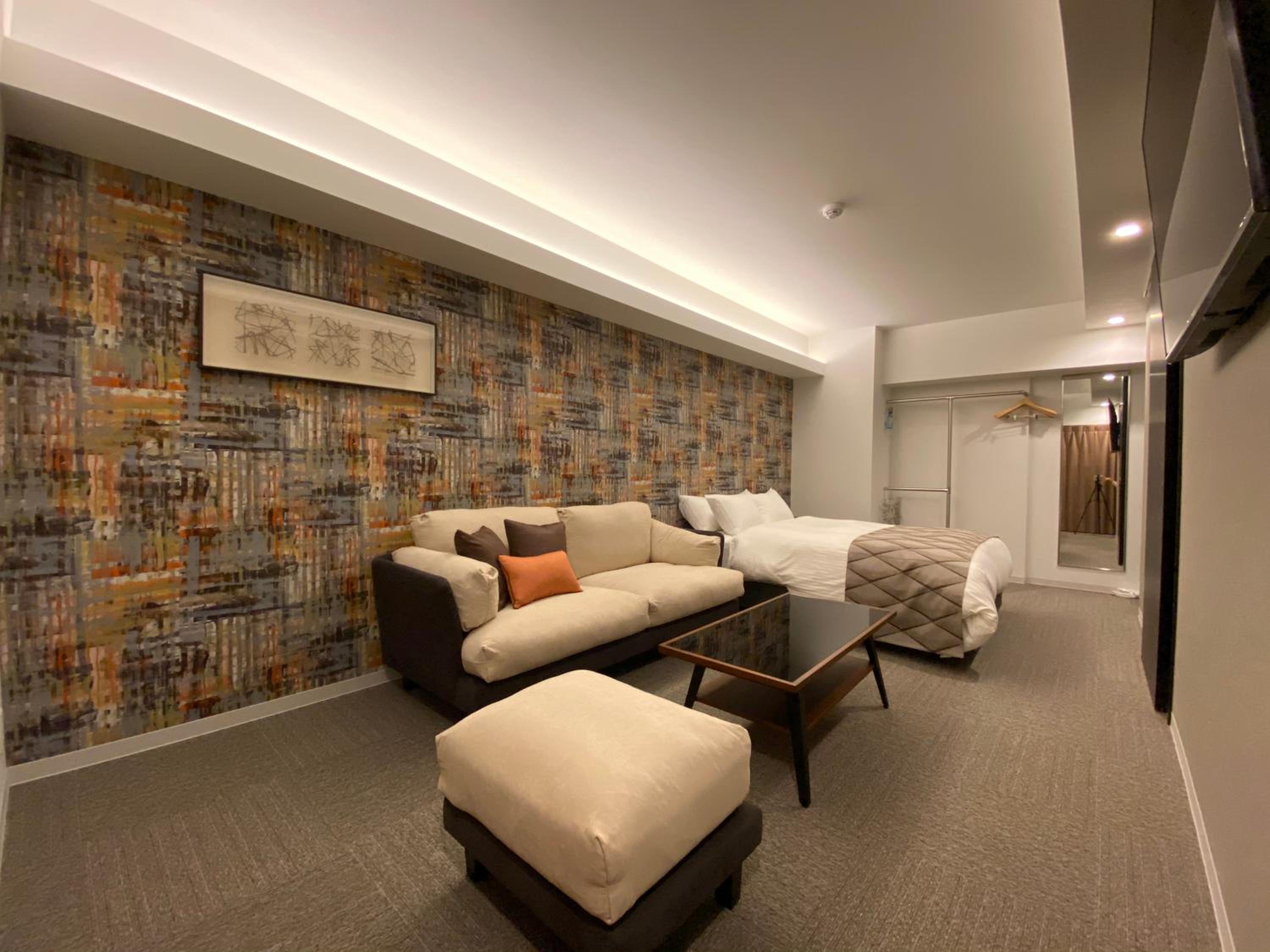 Deluxe Double Room - Photo 9