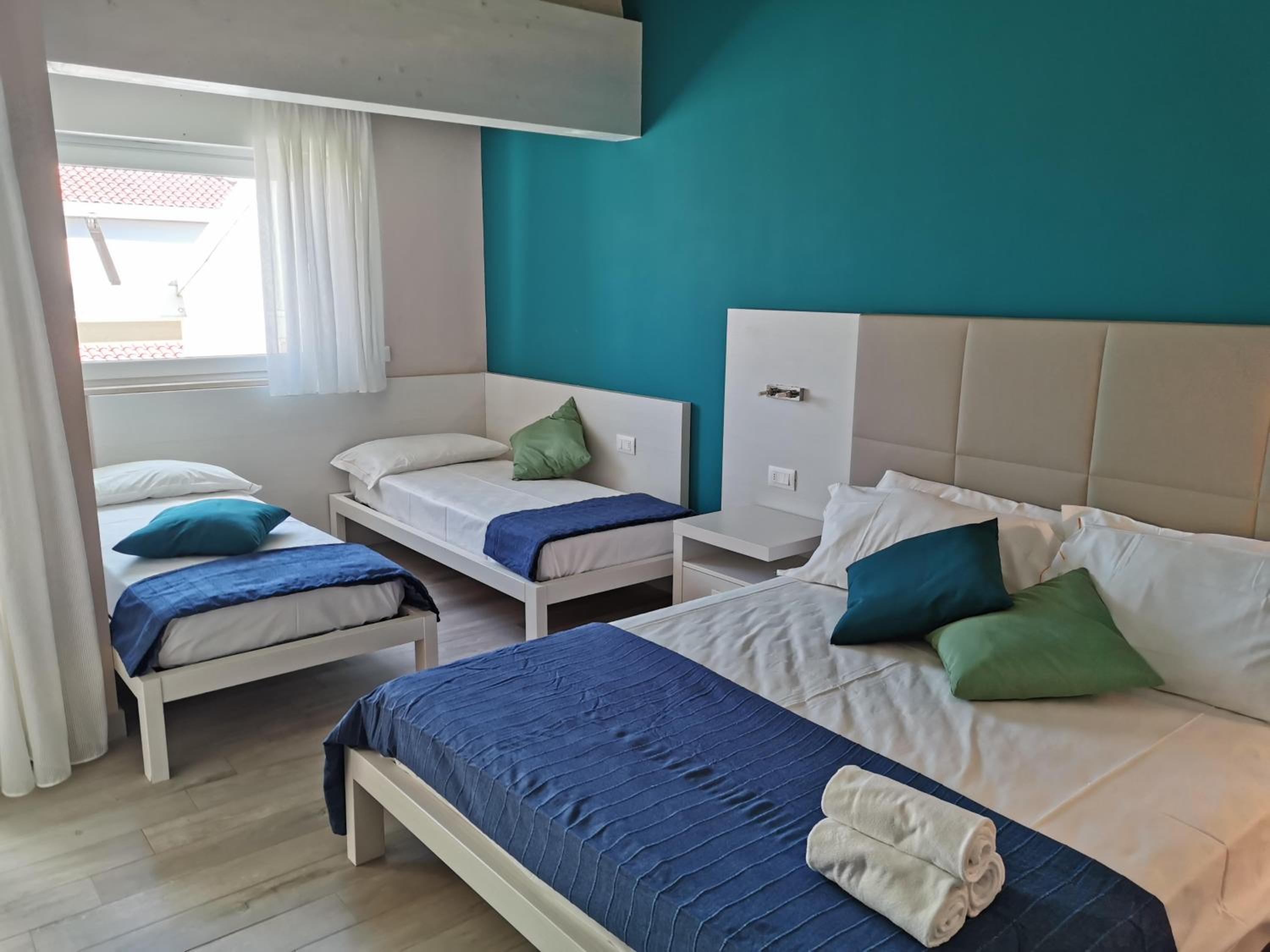Quadruple Room with Terrace