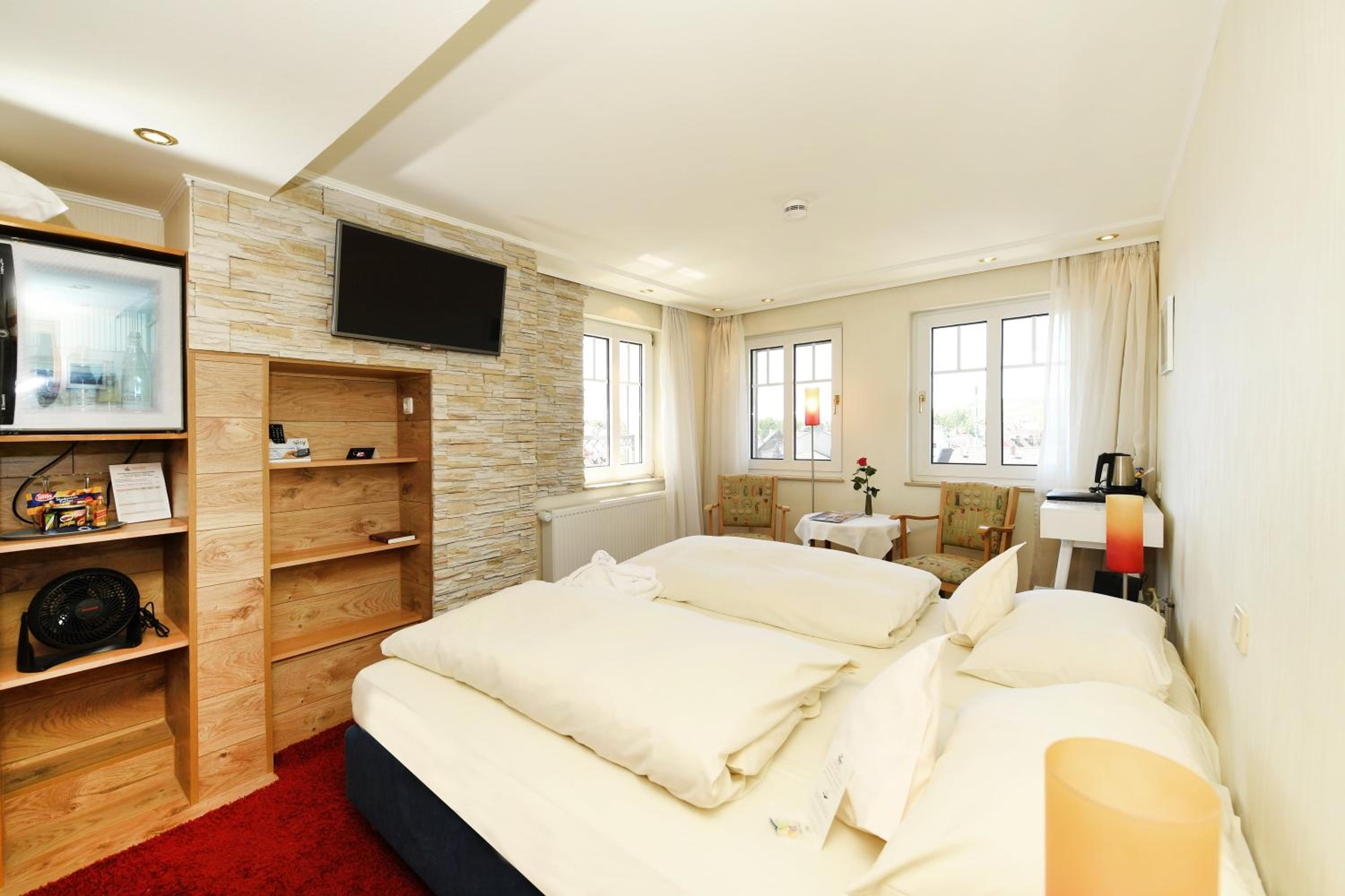 Economy Double Room - Photo 1