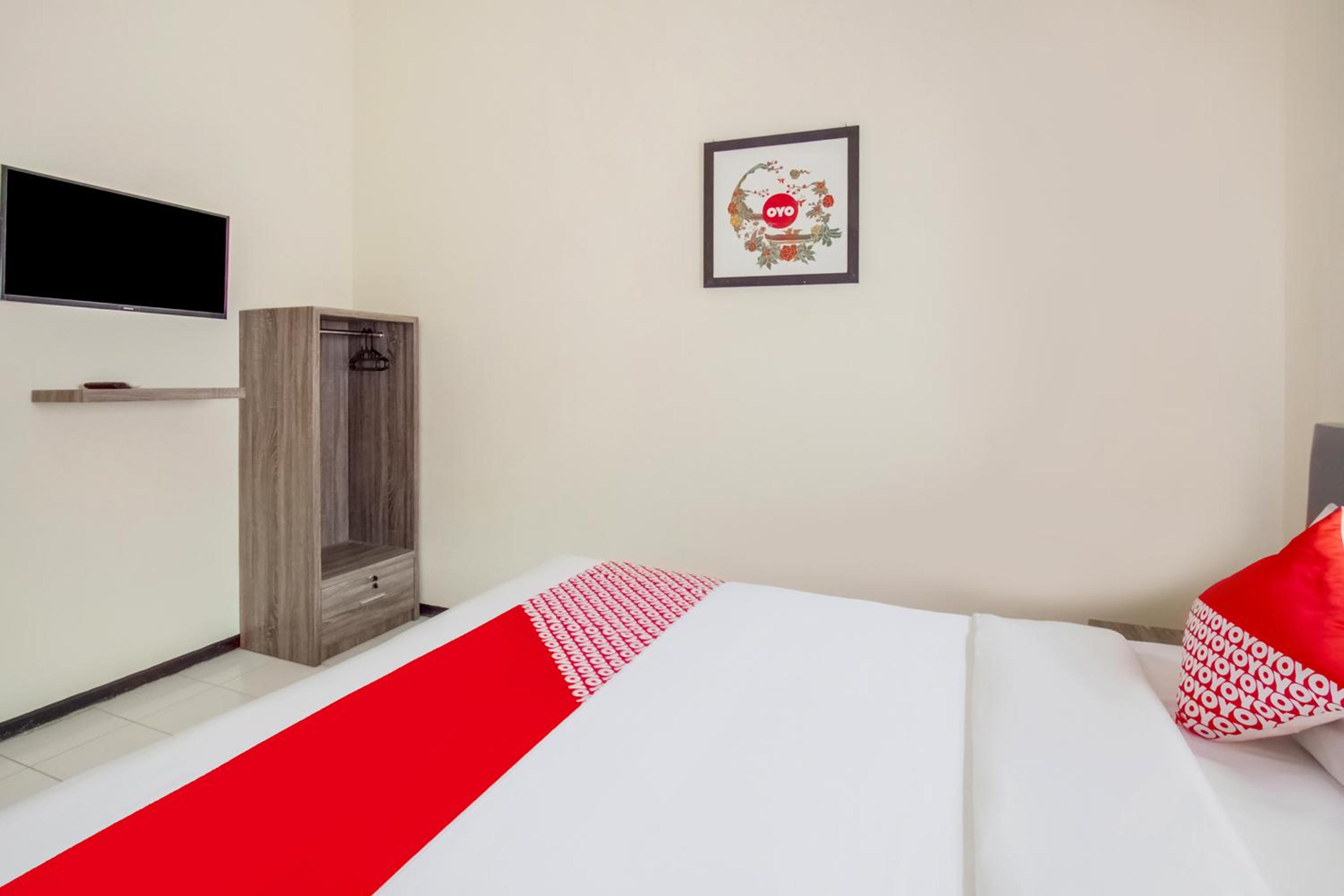 Deluxe Double Room - Photo 7