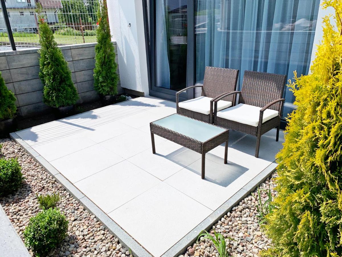 Studio with Terrace - Photo 9