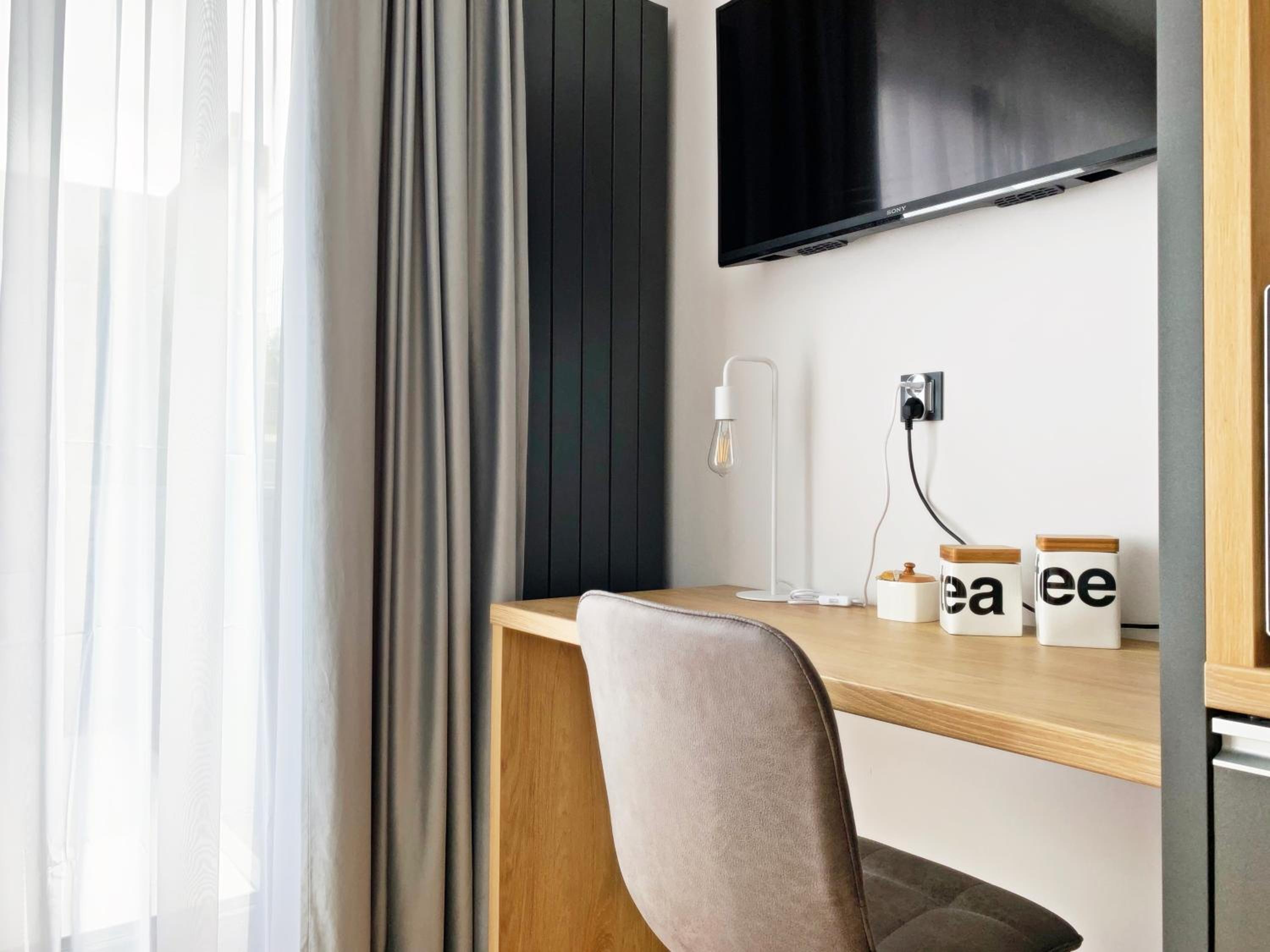 Studio with Terrace - Photo 13