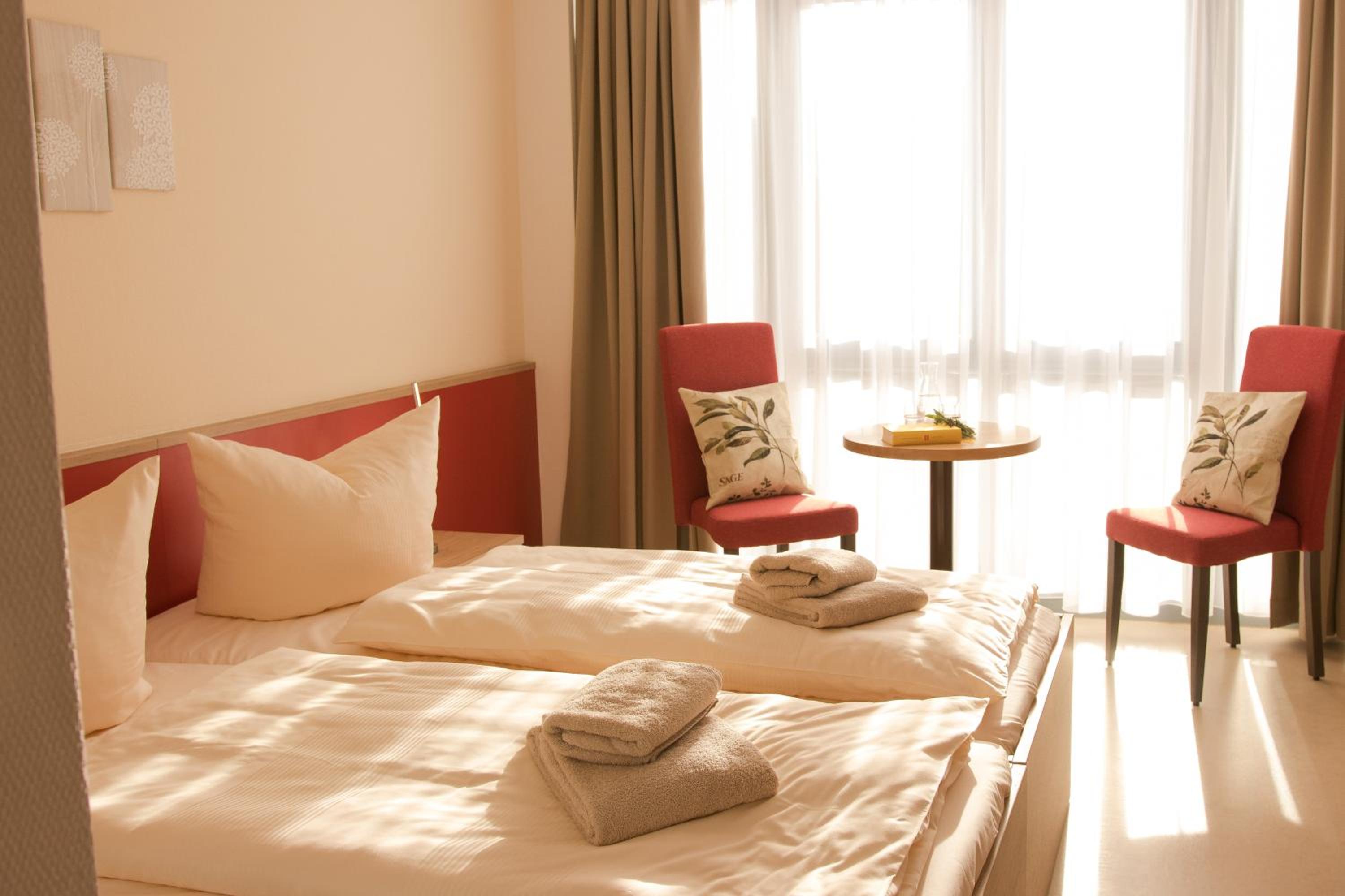 Large Double Room photo 2