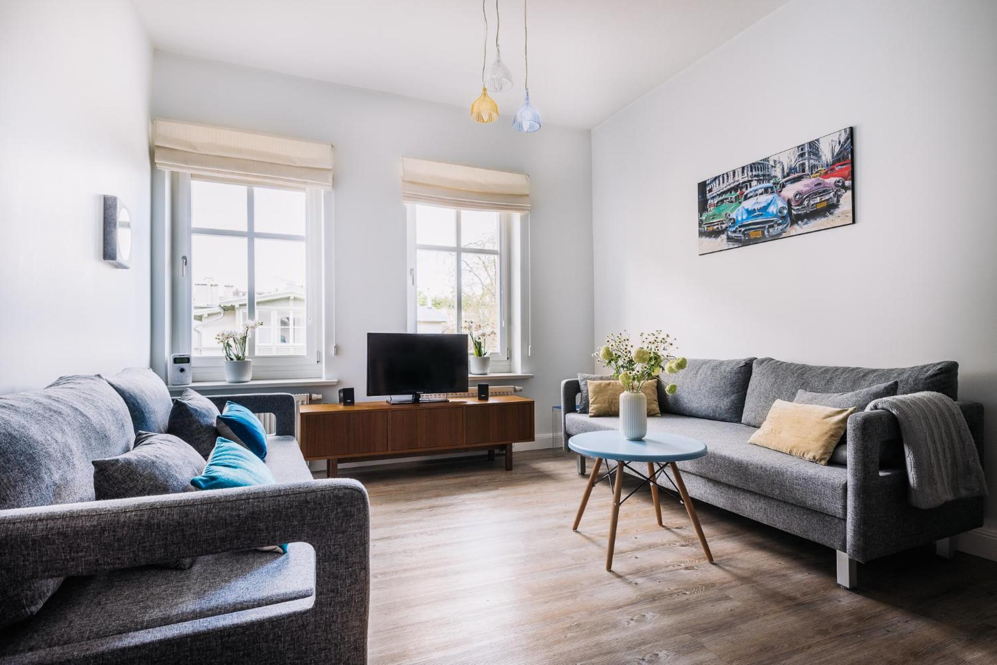 One-Bedroom Apartment - 4/3b Haffnera Street