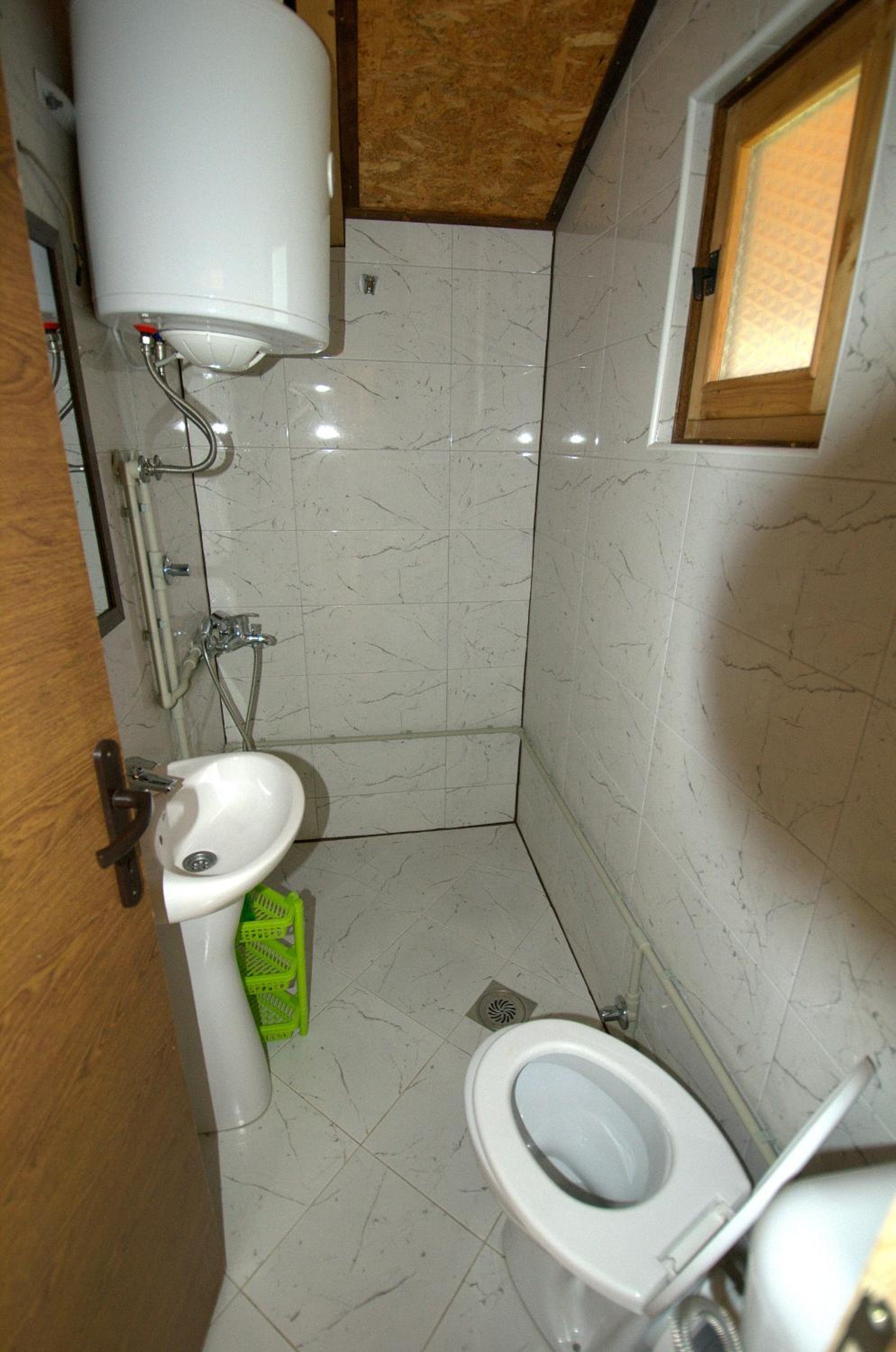 One-Bedroom Bungalow photo 3