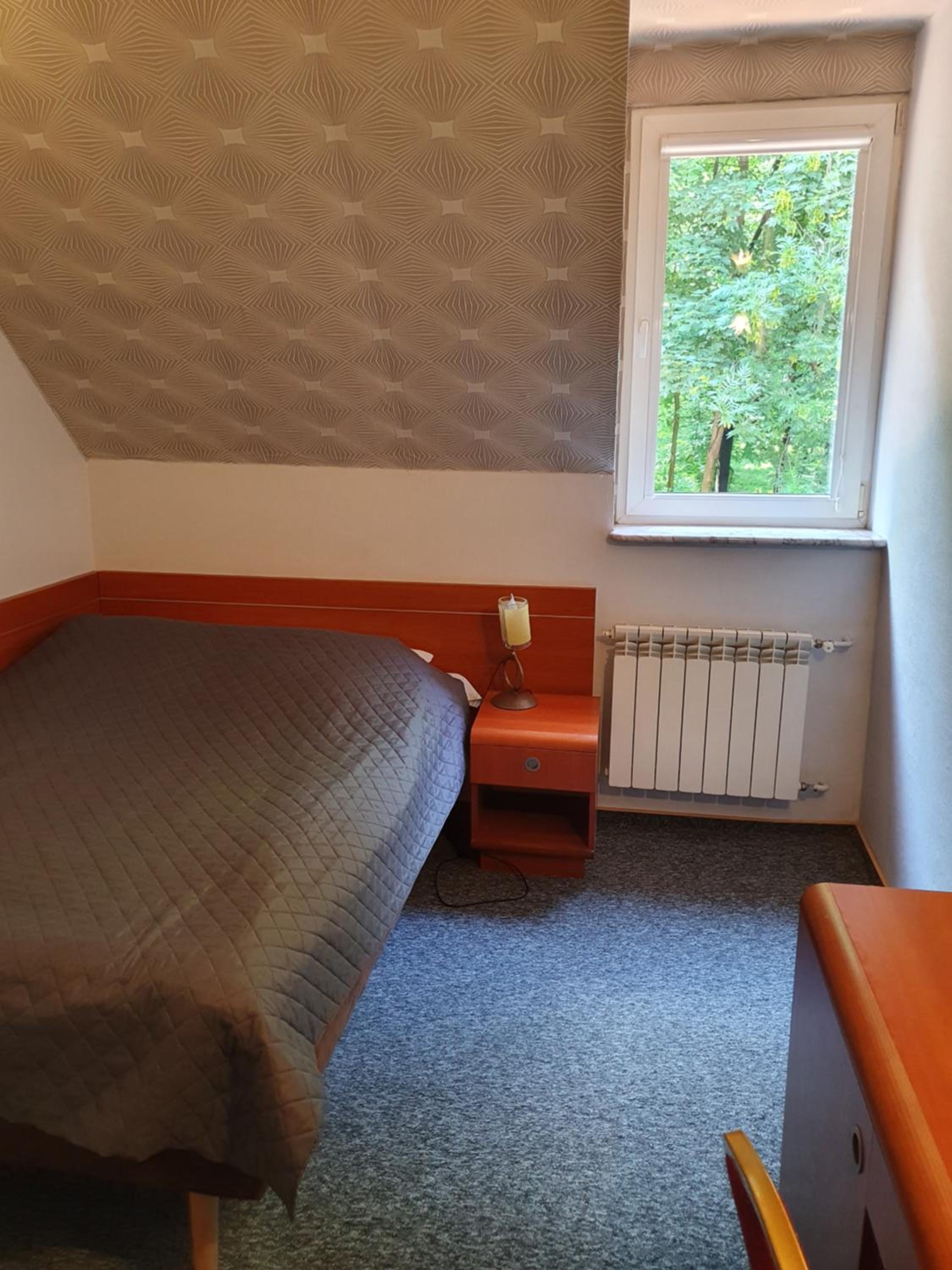 Double or Twin Room - Photo 18