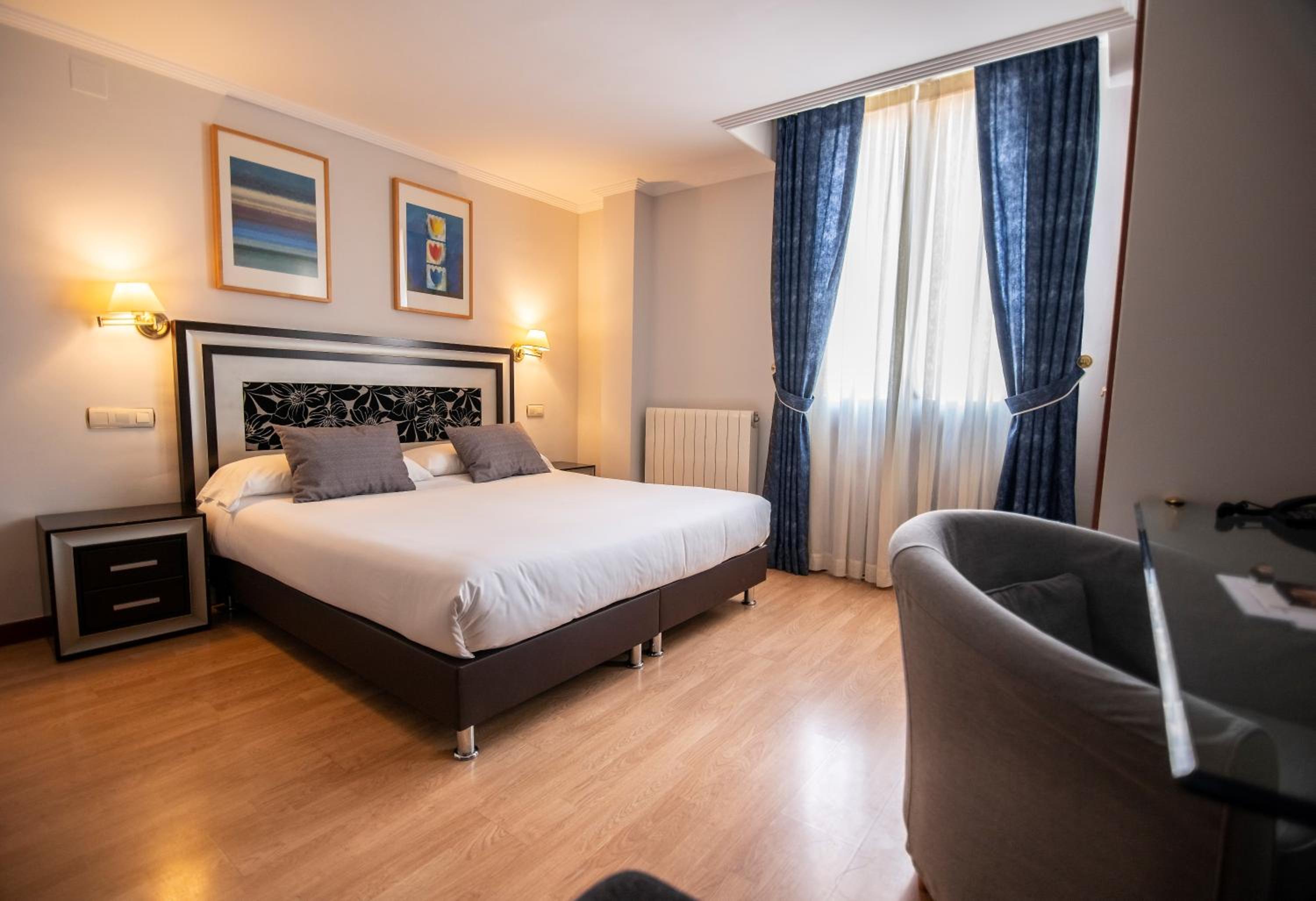Superior Double or Twin Room - Photo 6