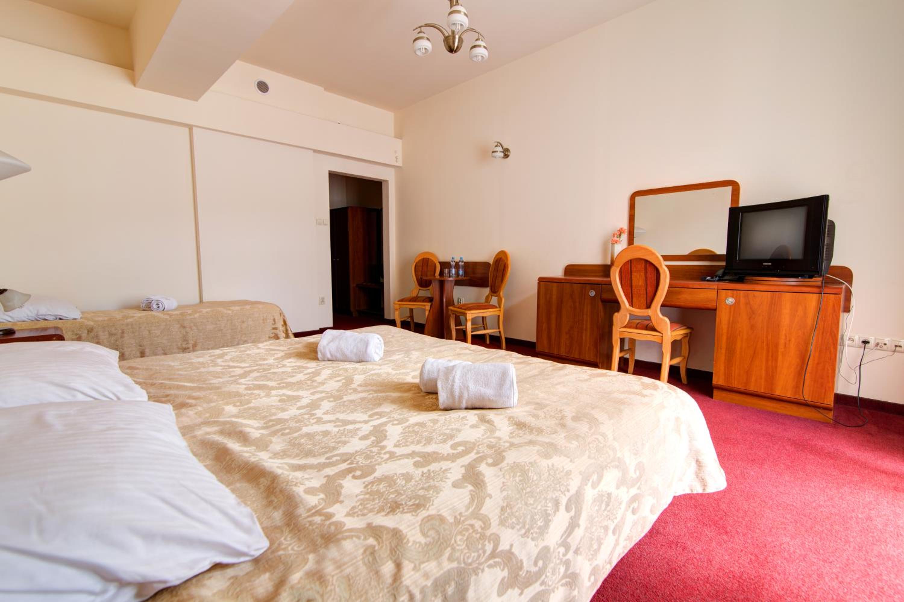 Comfort Triple Room - Photo 14