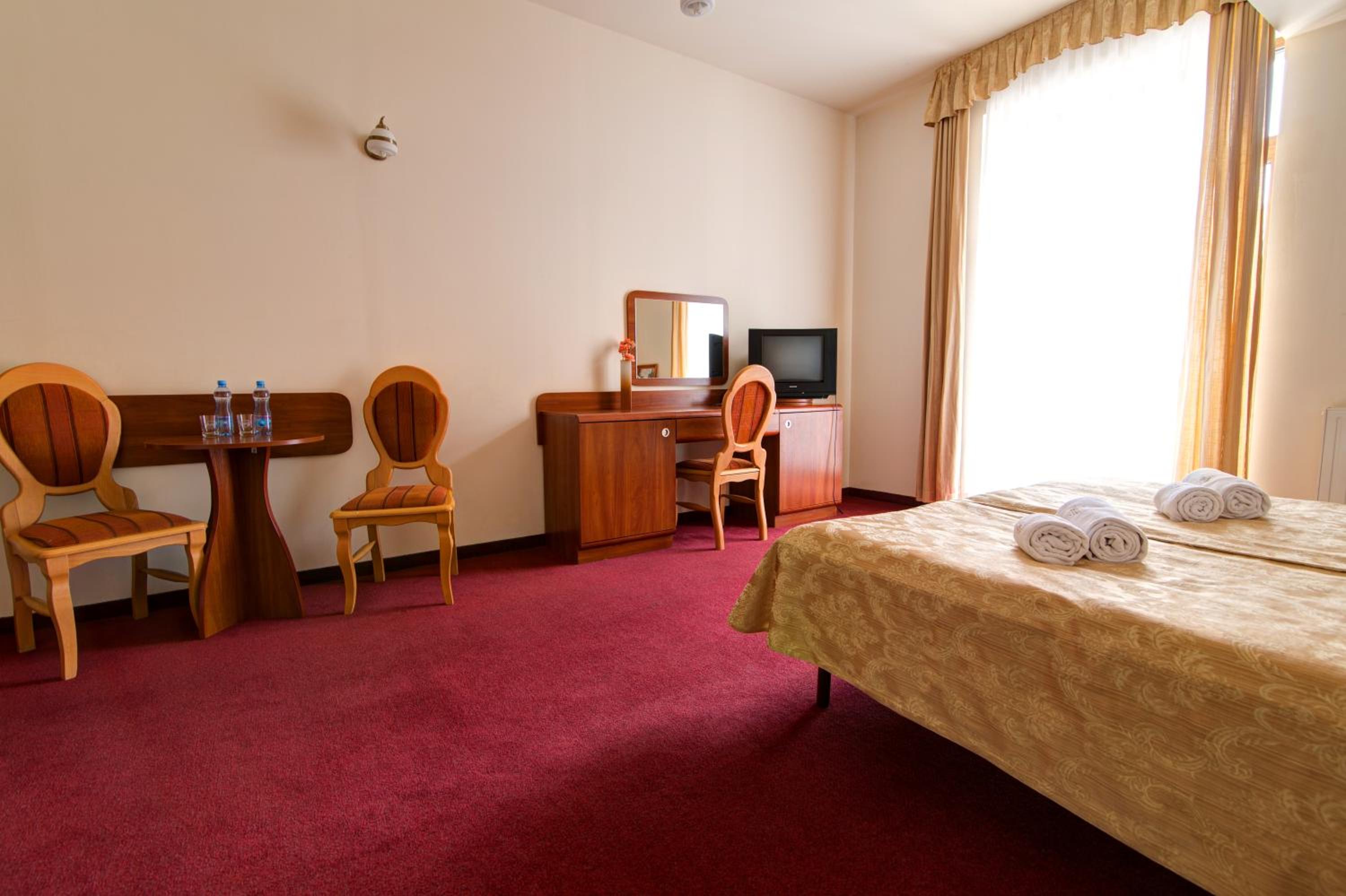 Comfort Triple Room - Photo 13