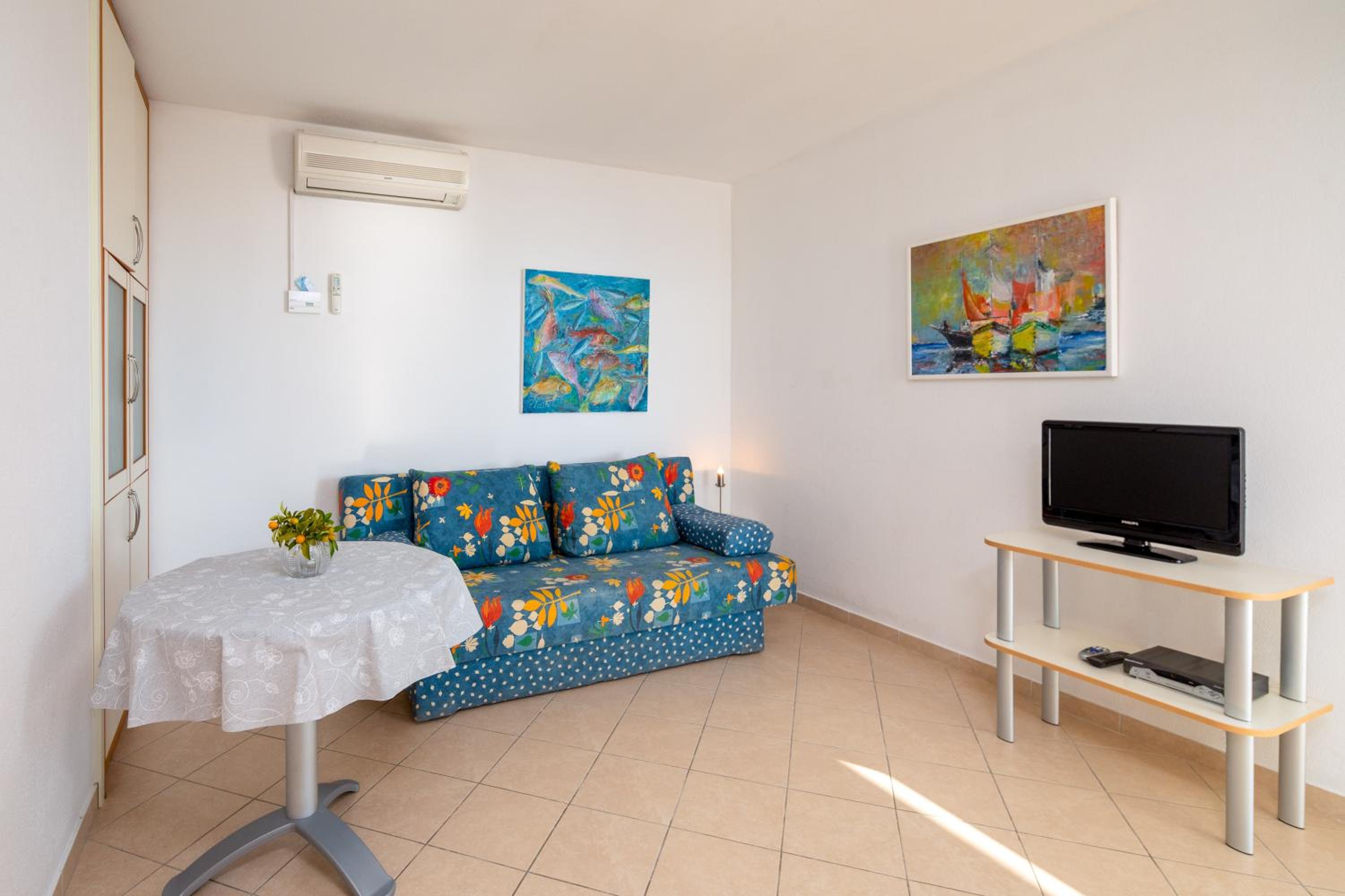 Apartment with Sea View