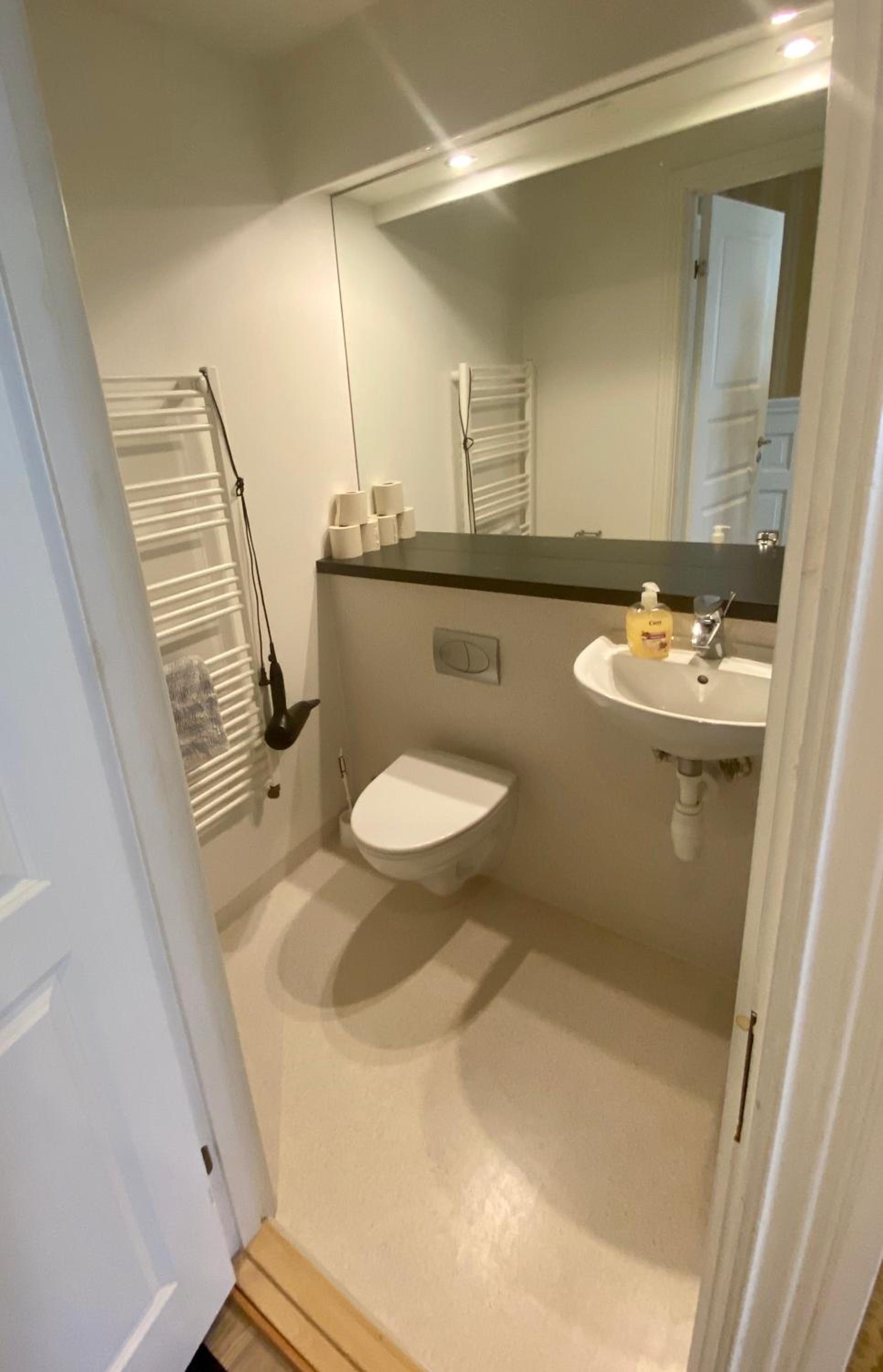Double or Twin Room - Photo 5