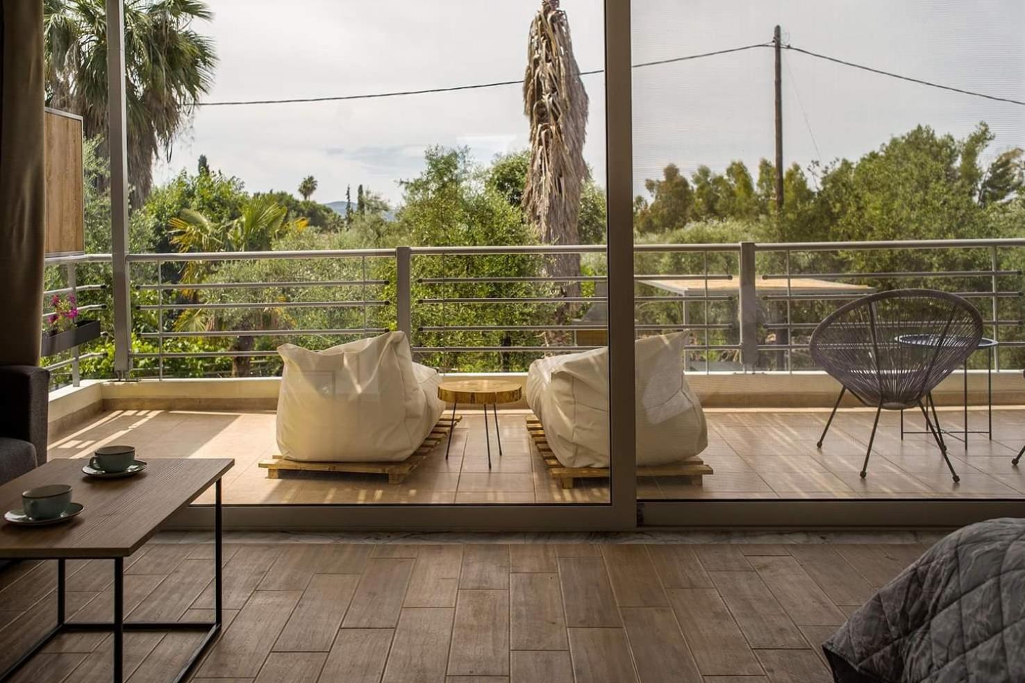 Family Room with Sea View - Photo 10