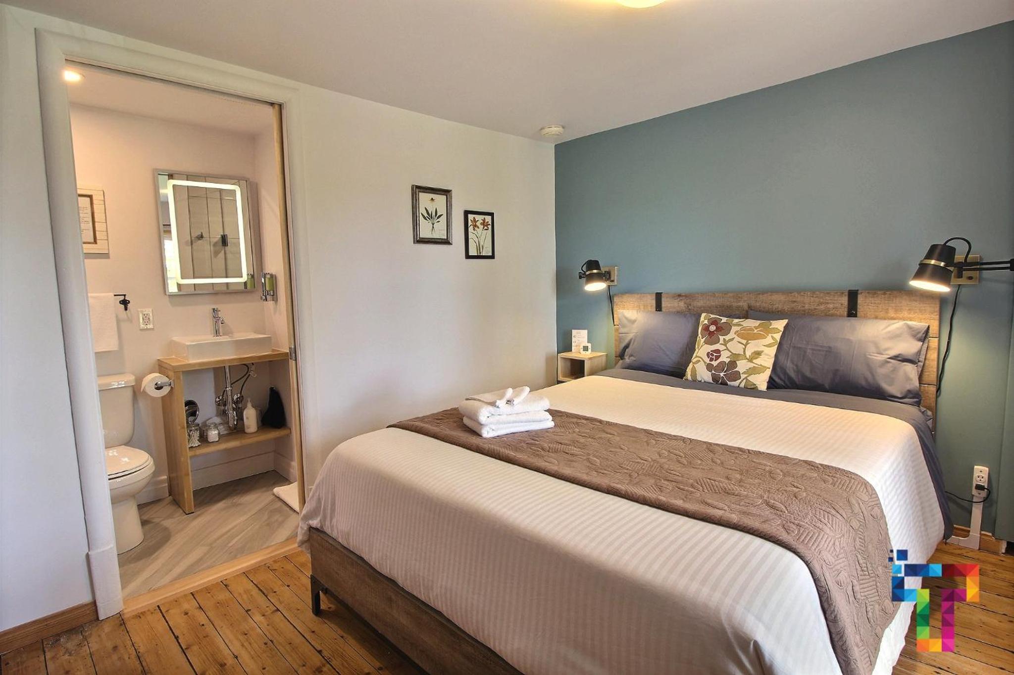Queen Room with Garden View photo 3