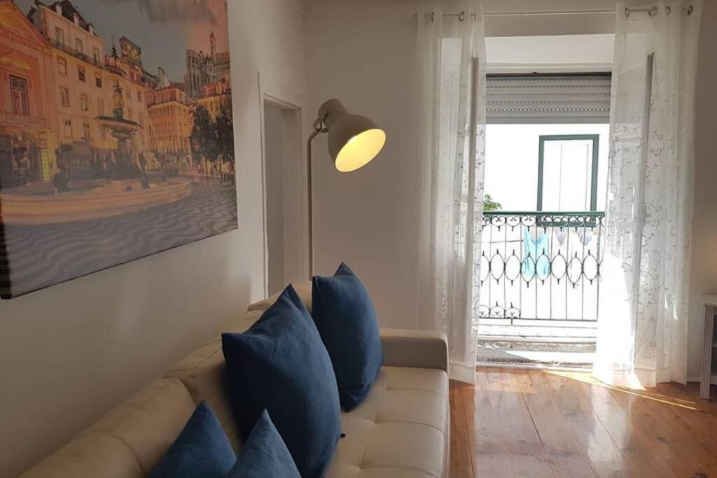 One-Bedroom Apartment - Photo 4