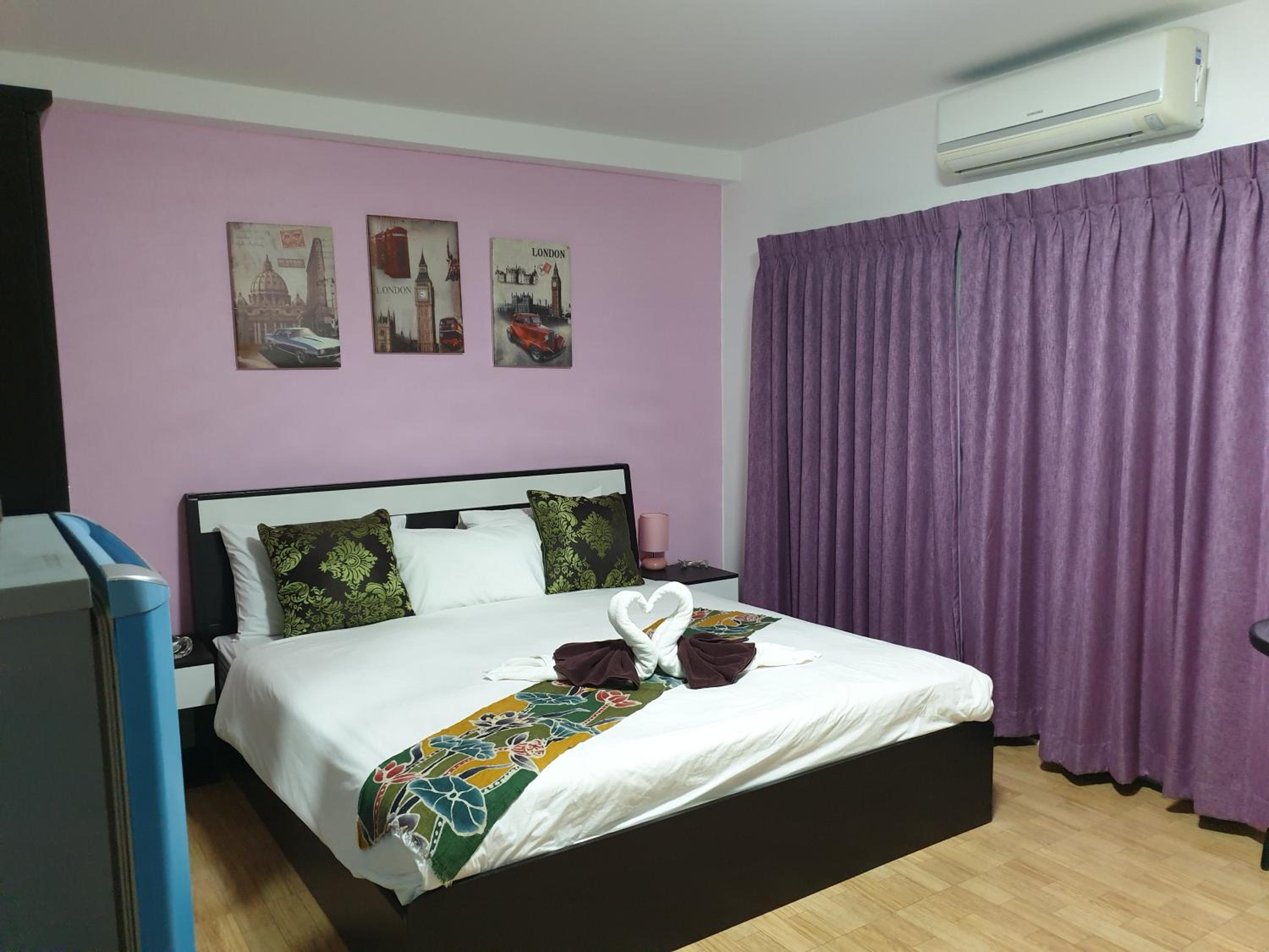 Queen Room with Balcony