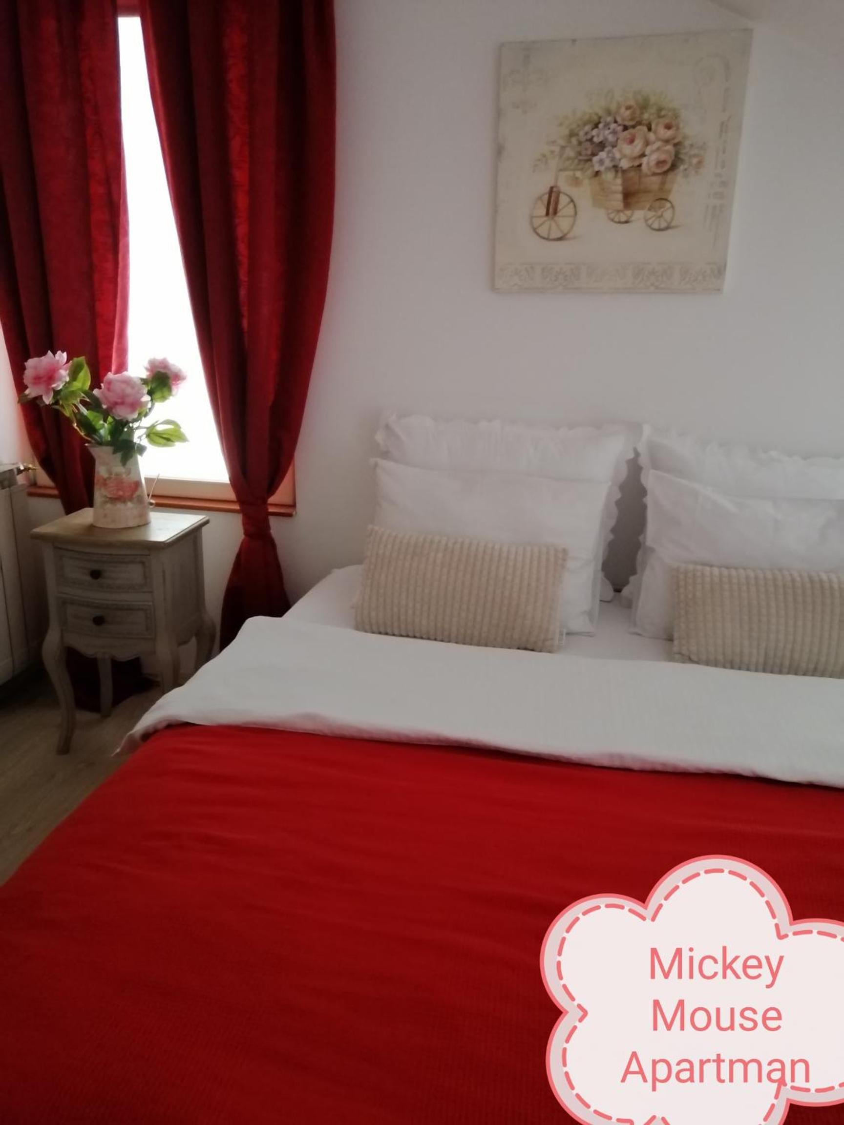 One-Bedroom Apartment - Photo 29