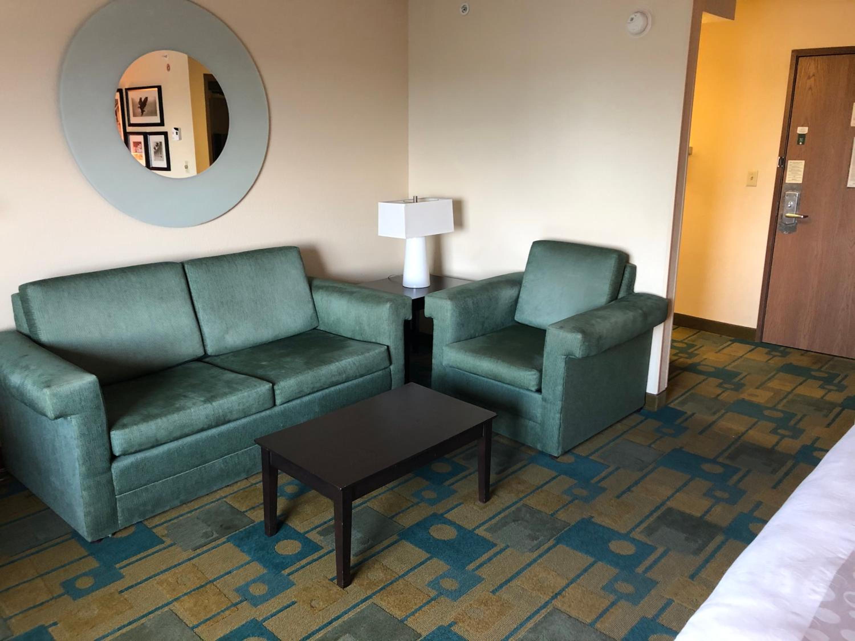 Executive King Room - Photo 3