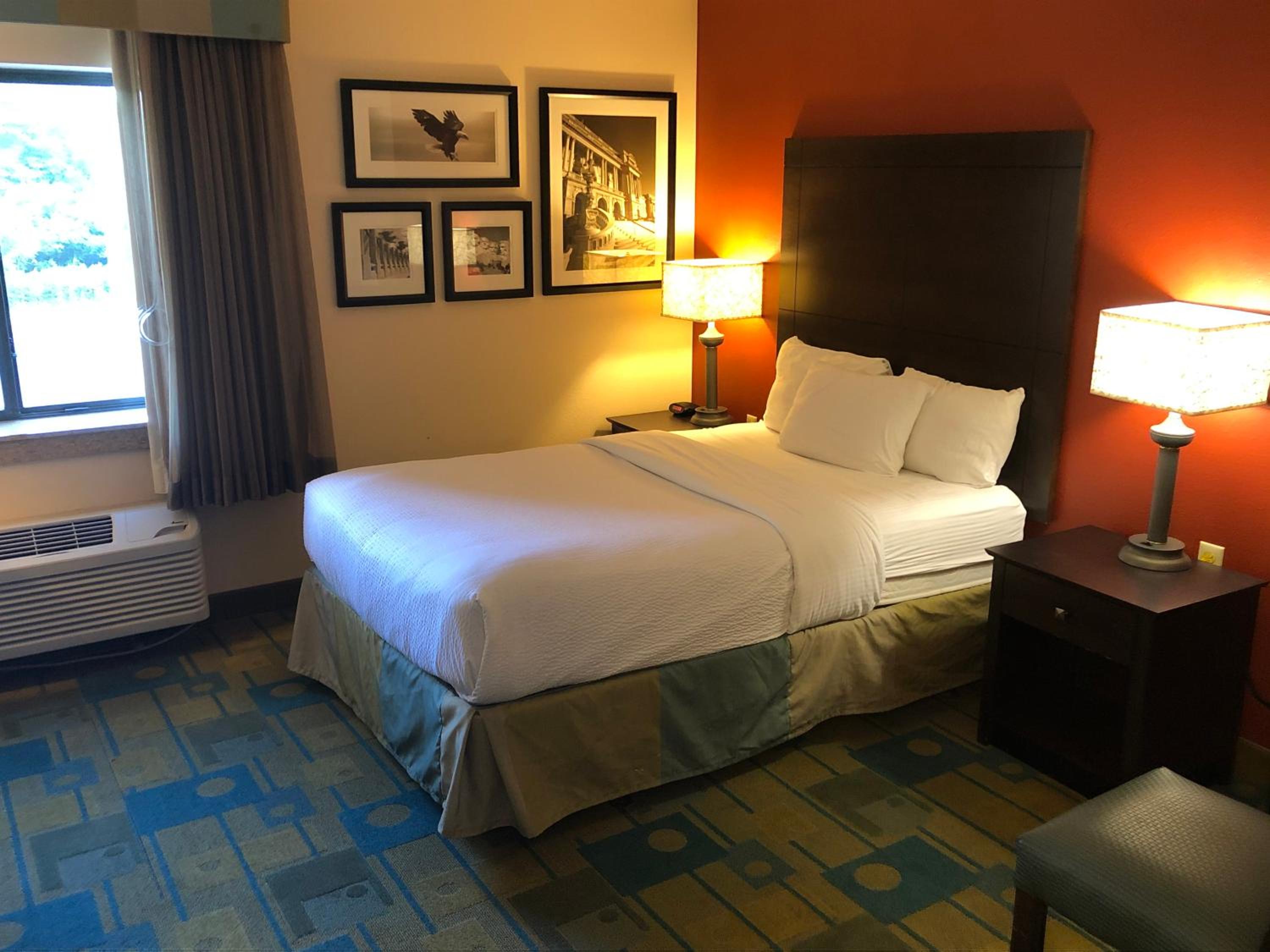 Double Room - Disability Access - Photo 3