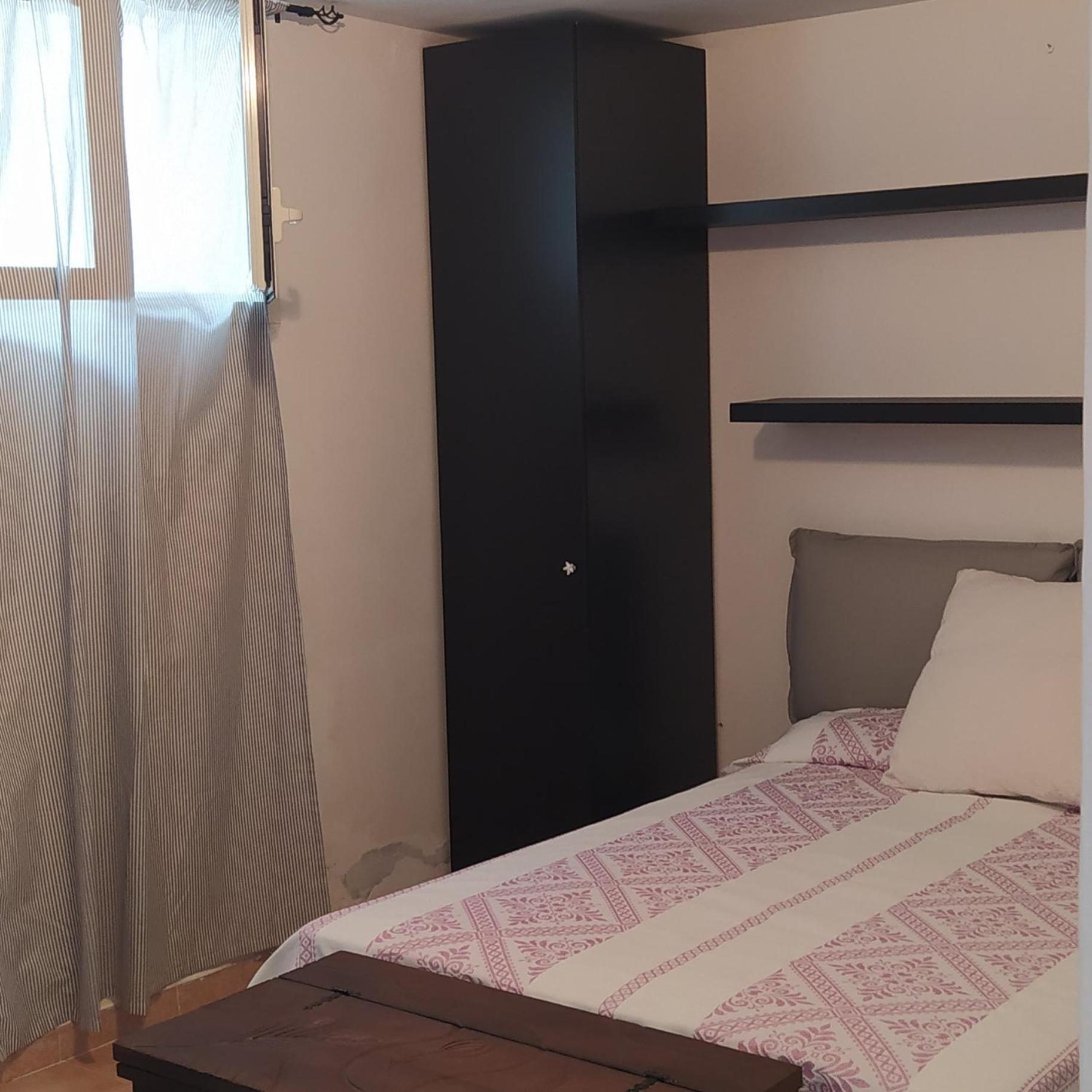 One-Bedroom Apartment - Photo 16