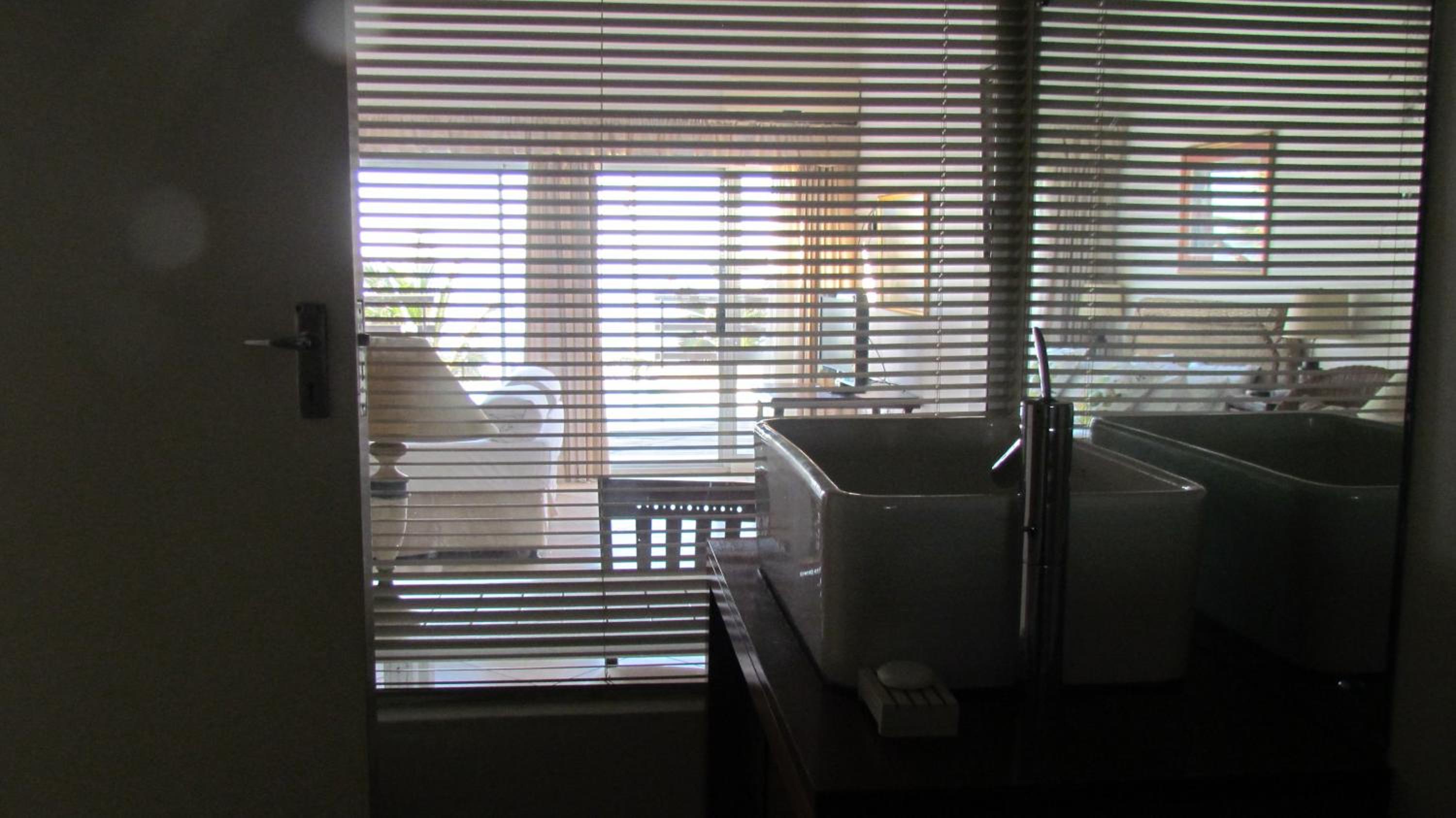 Deluxe Double or Twin Room with Sea View - 1 - Photo 16