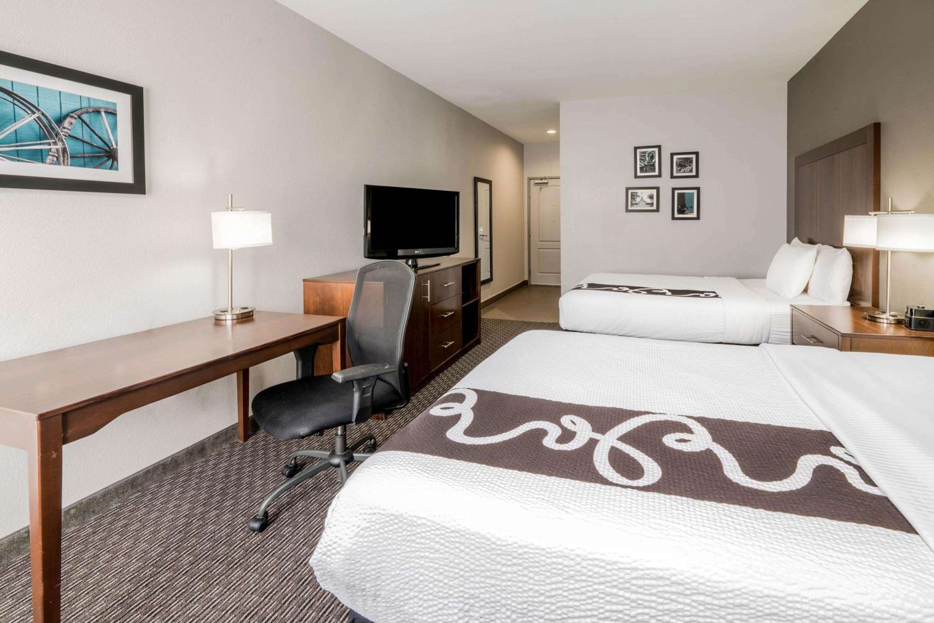 2 Queen Beds, Hearing Accessible Room, Non-Smoking - Photo 5
