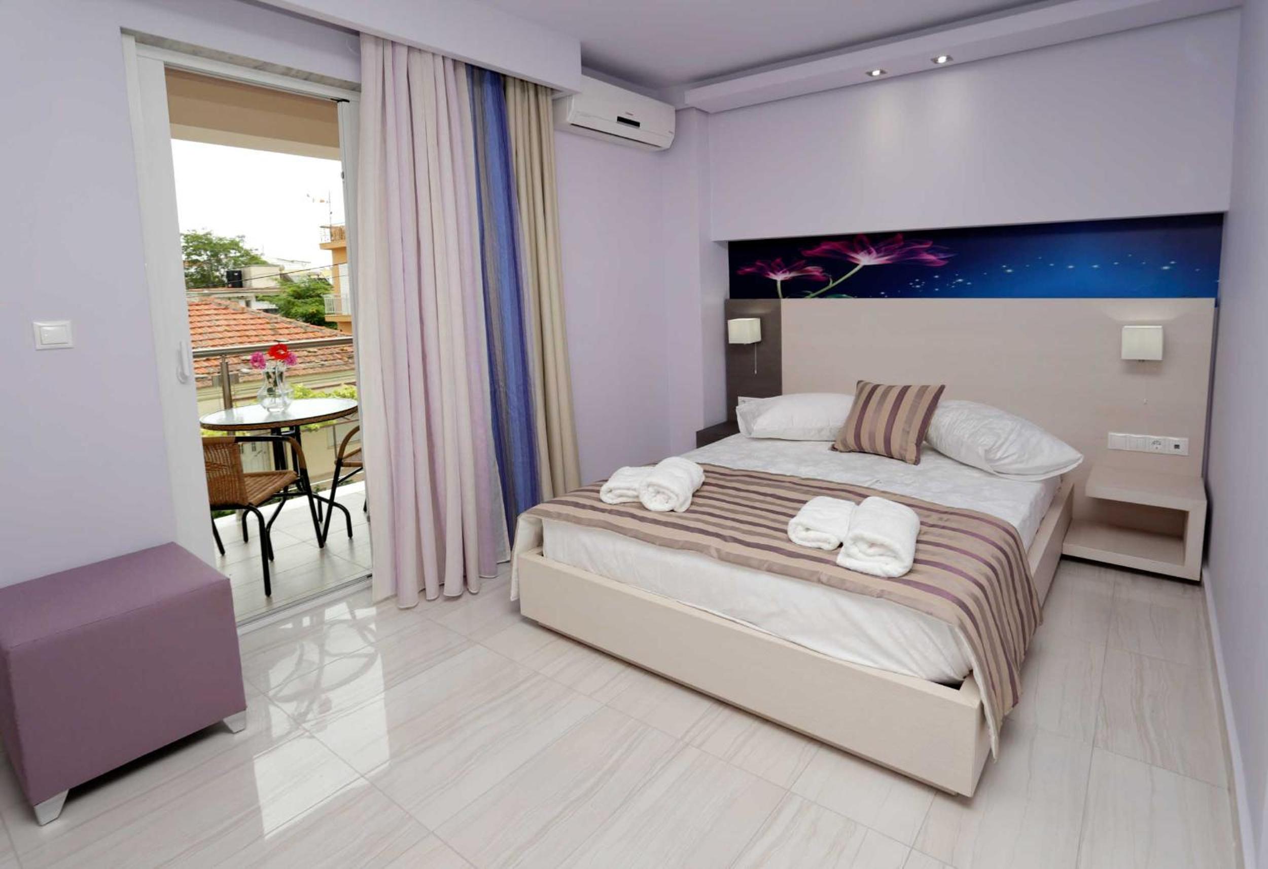 Economy Double Room photo 2