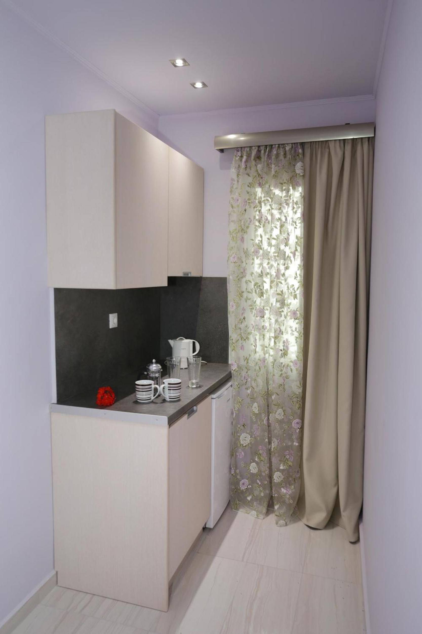 Basic Triple Room photo 2