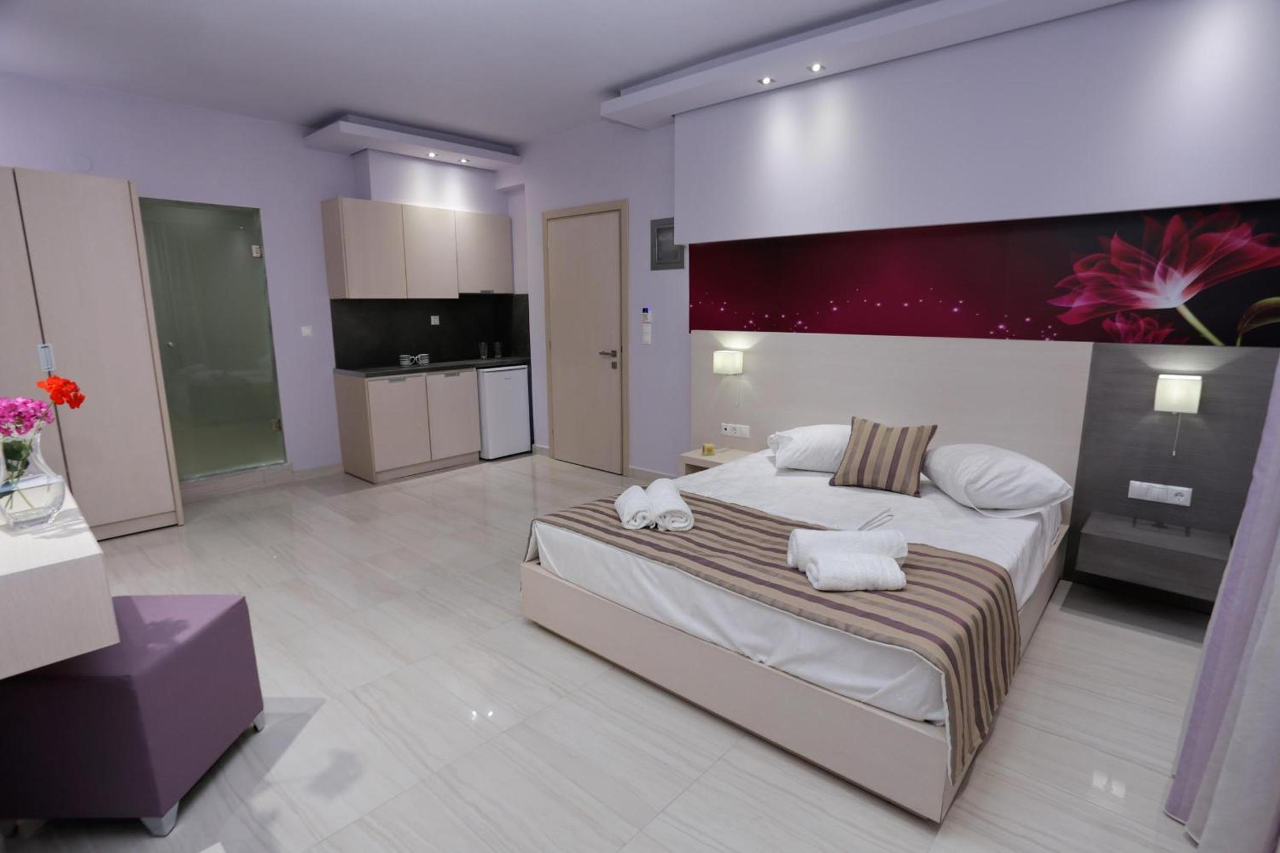 Small Double Room photo 2