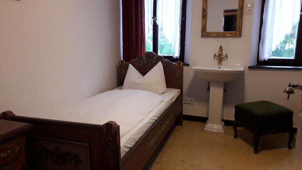 Comfort Triple Room - Photo 9