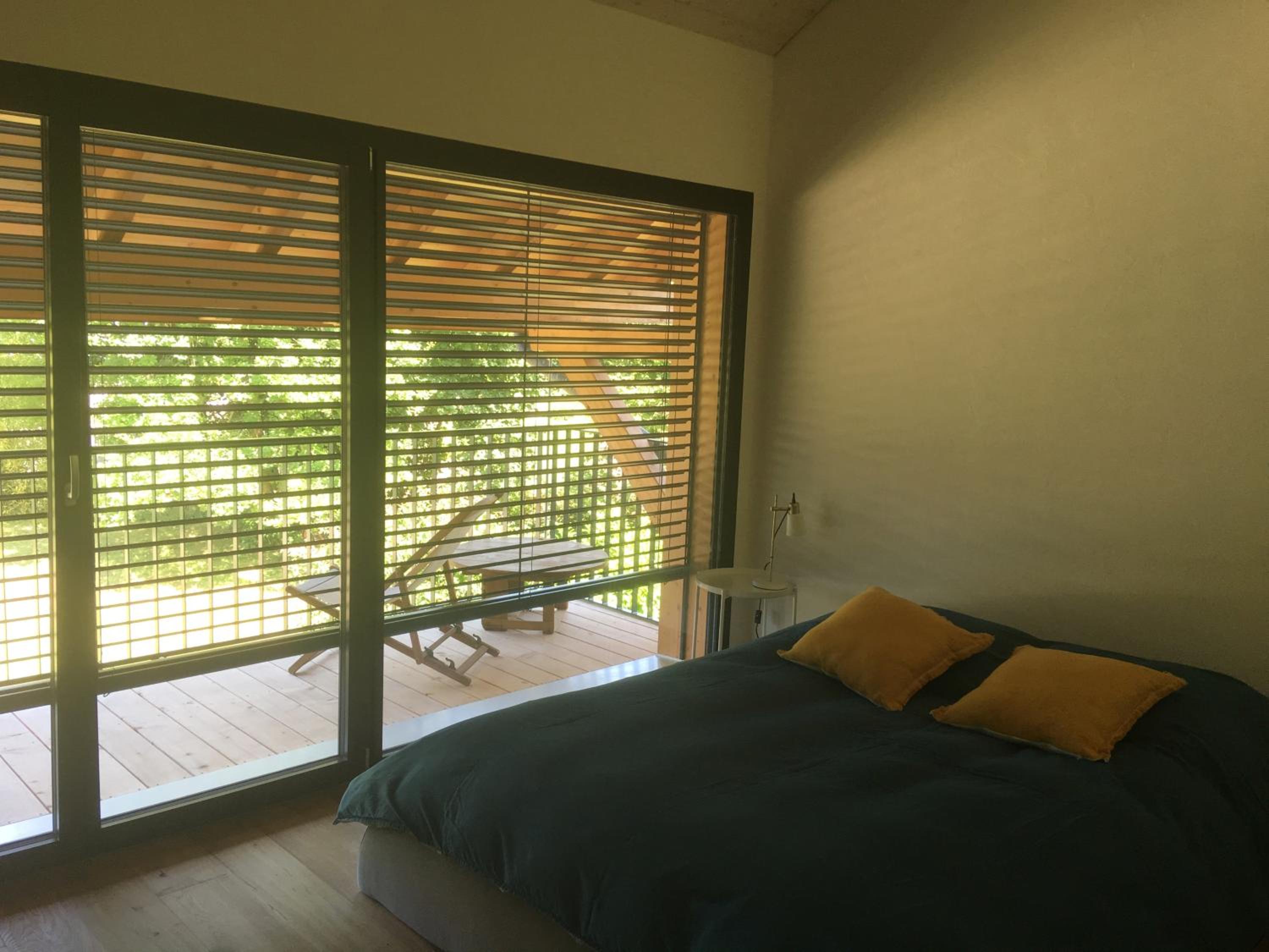 Double Room with Shared Bathroom photo 3