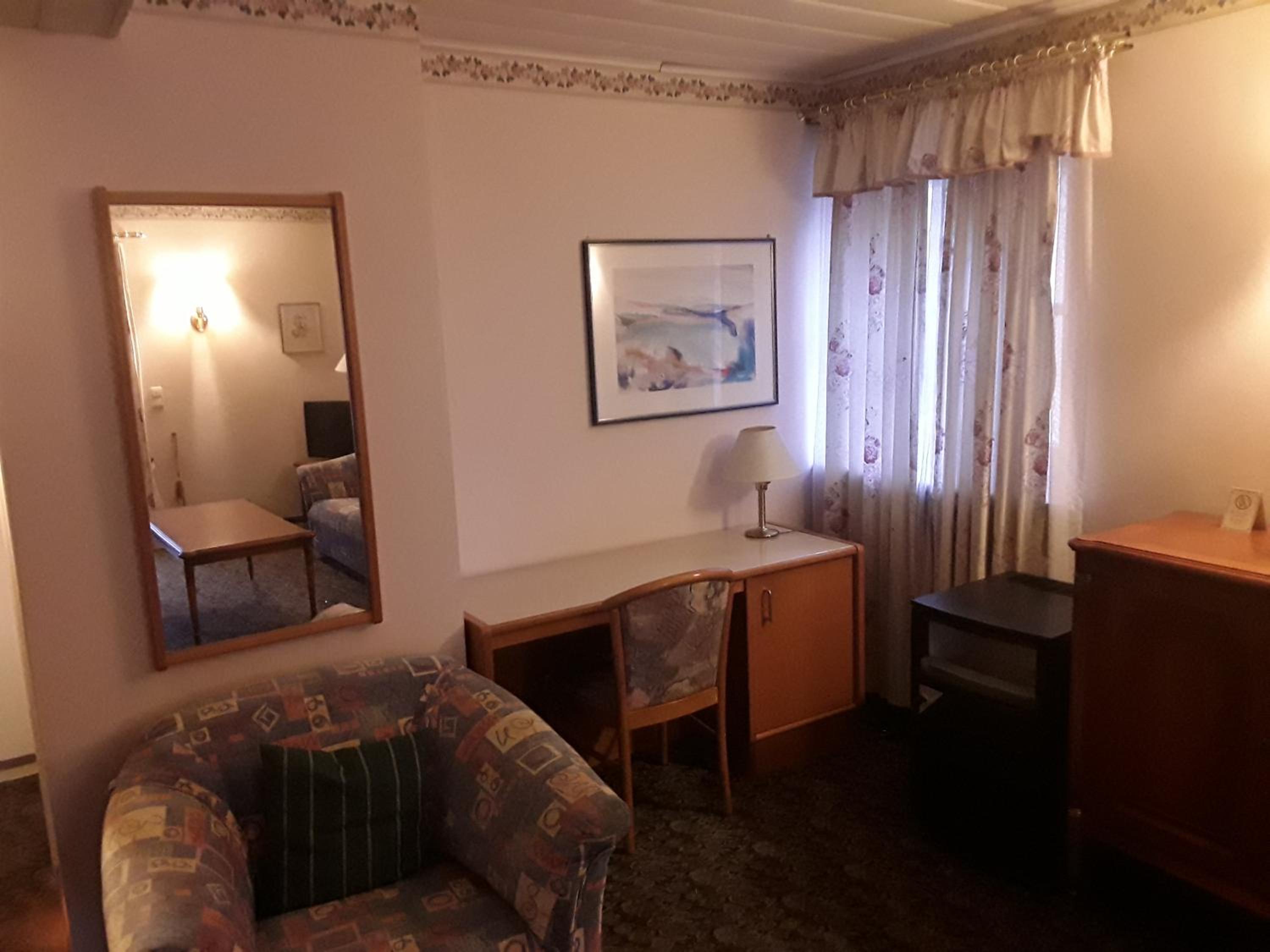 Double Room with Spa Bath - Photo 1