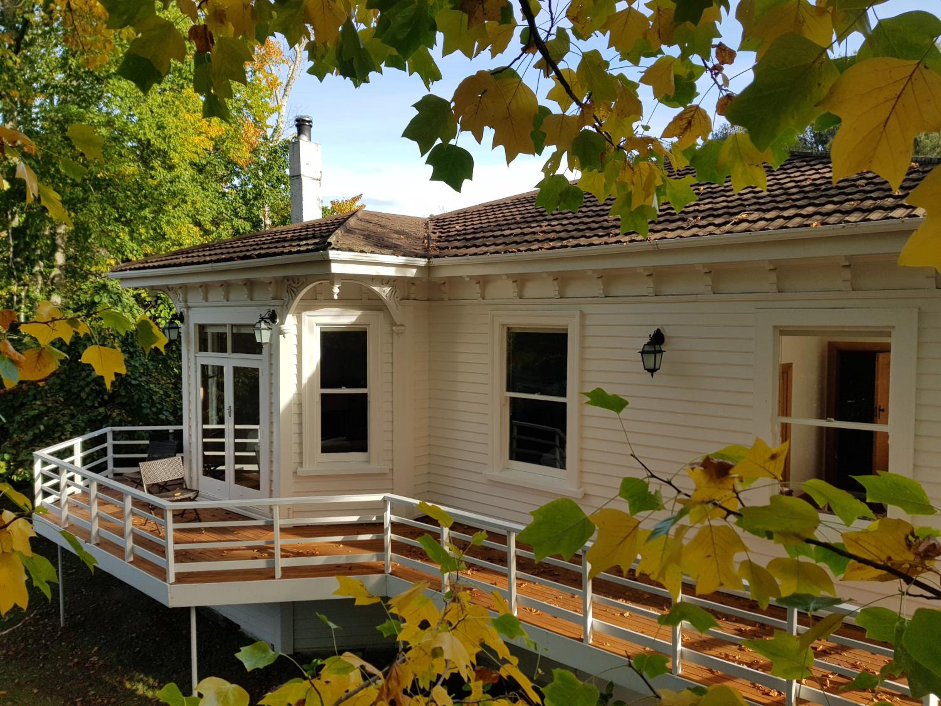 Three-Bedroom Villa - Photo 2