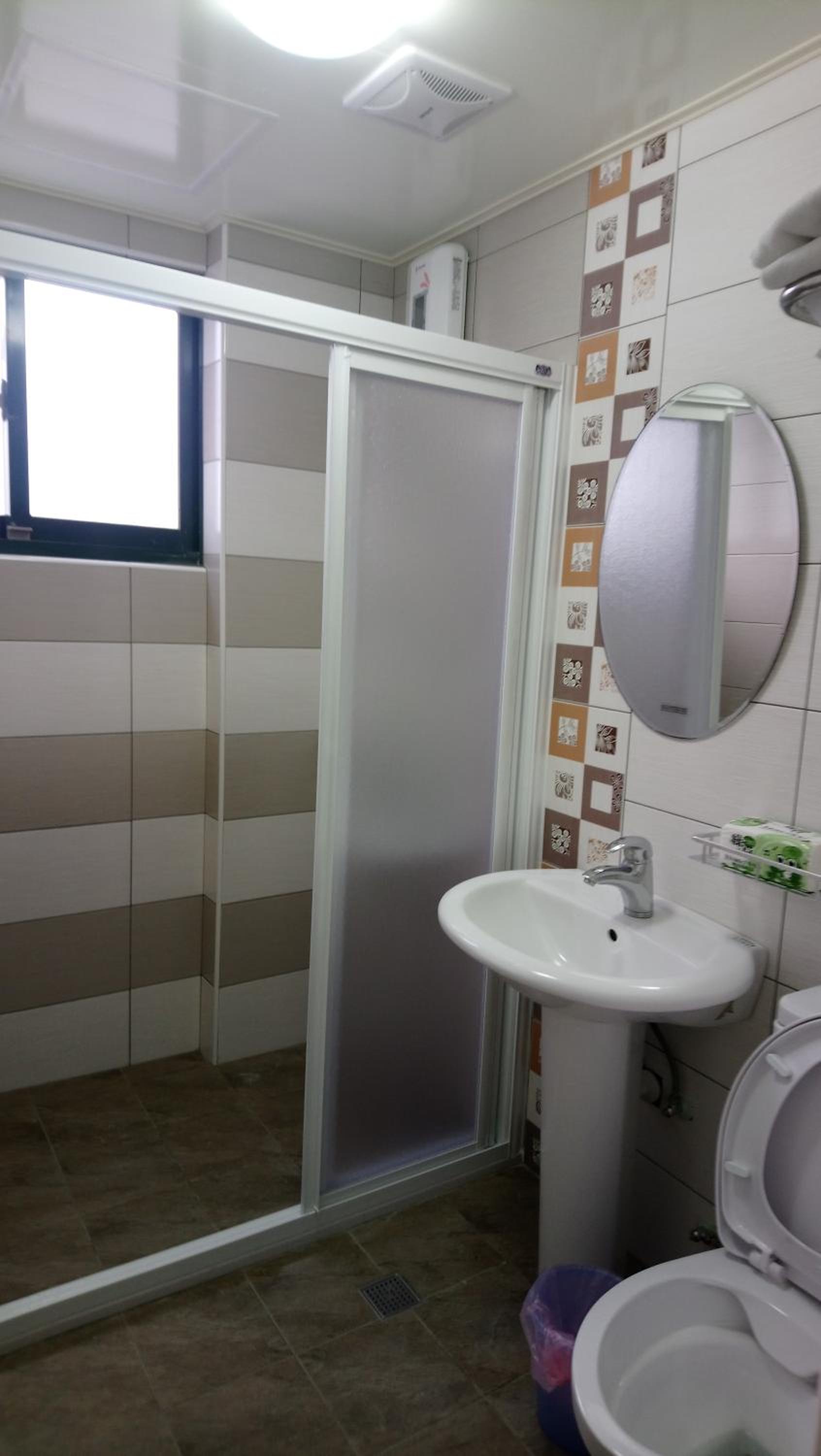 Quadruple Room with Balcony photo 3