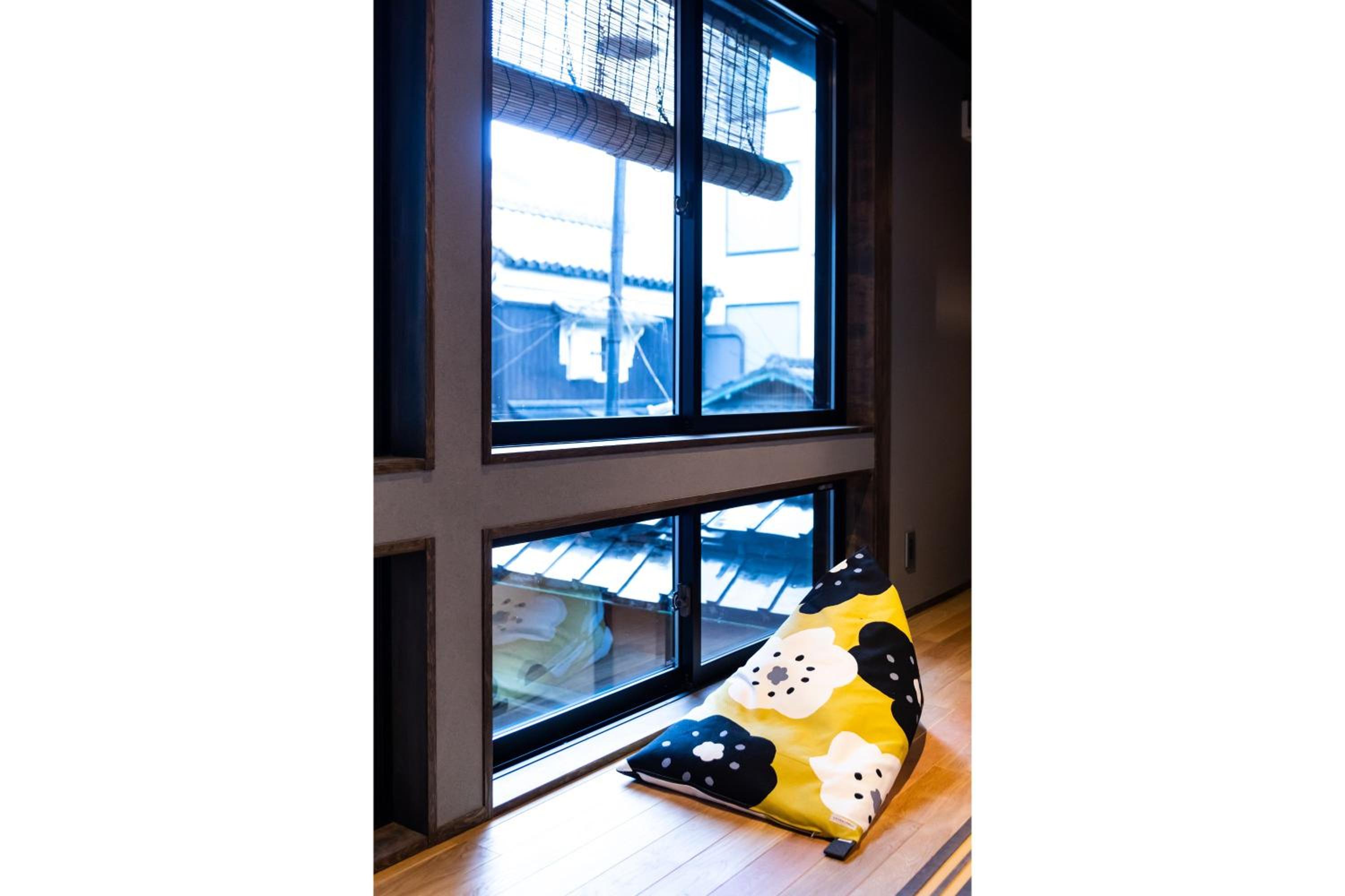 Japanese-Style Room thumbnail 5